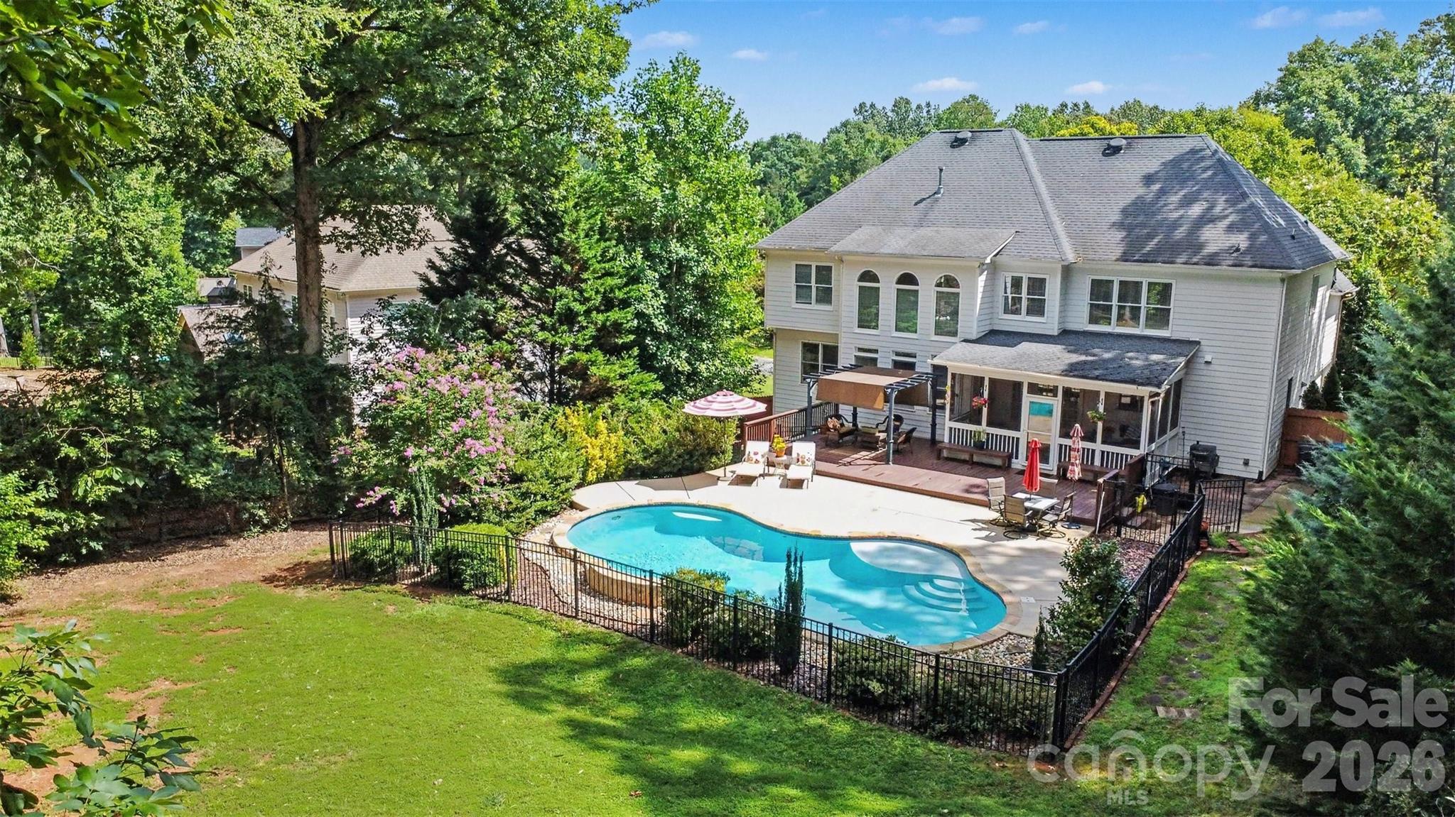 1208 High Brook Drive — Waxhaw