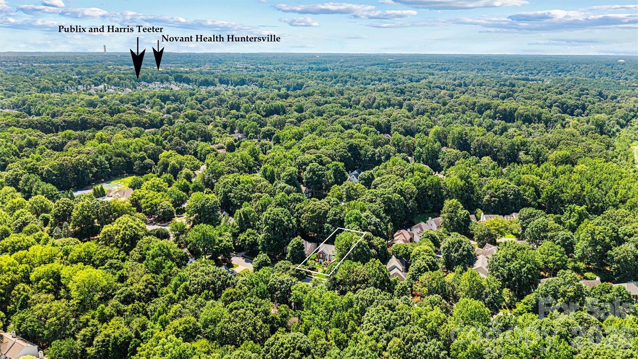 8810 Oakham Street — Huntersville