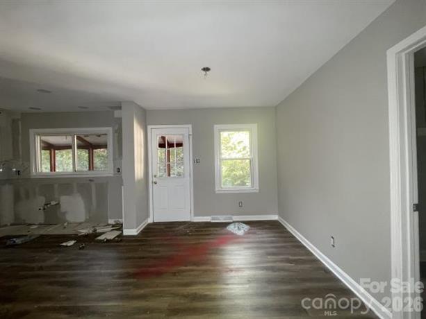 6931 Crossridge Road — Charlotte
