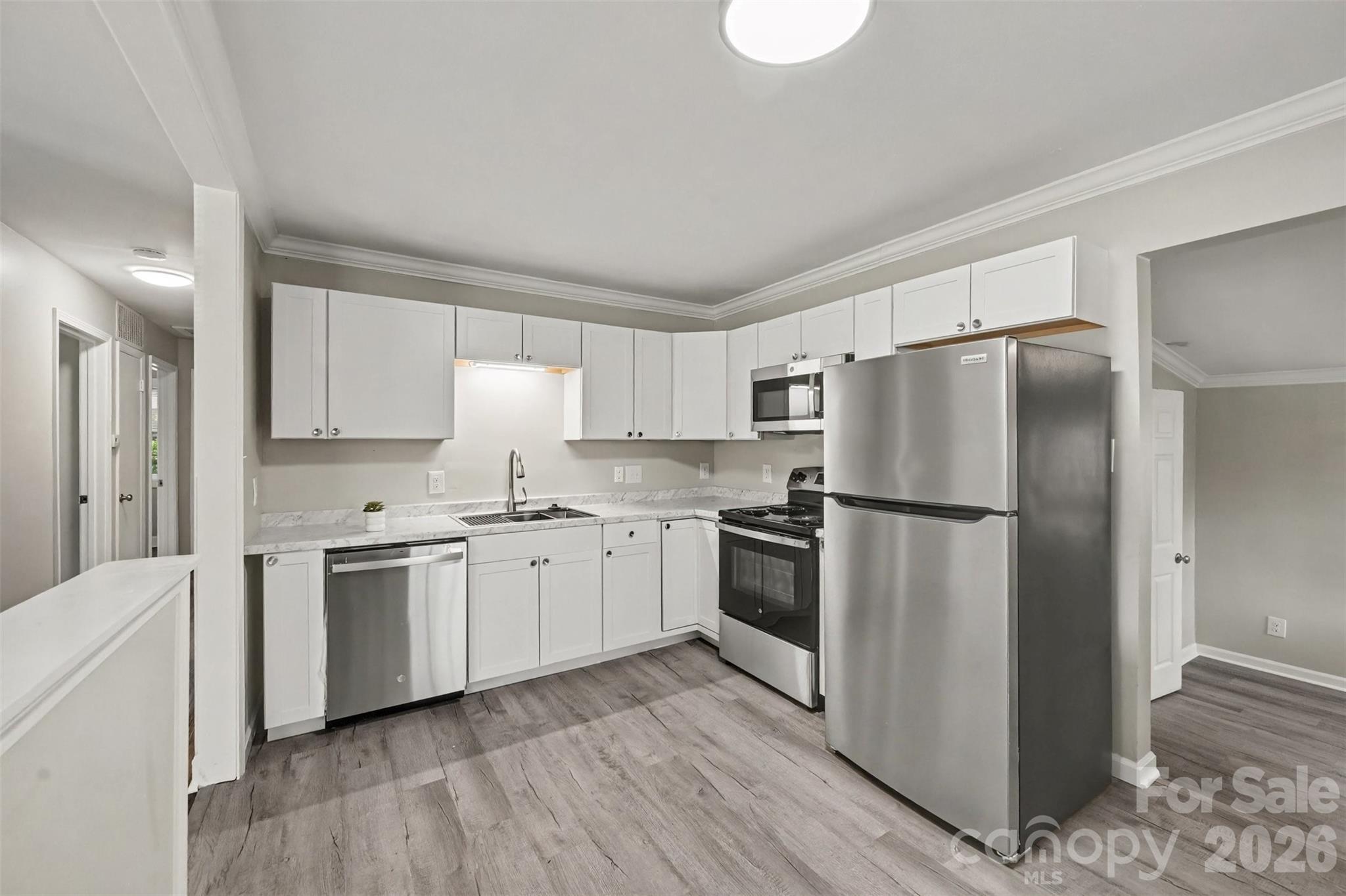 4421 Knollcrest Drive — Charlotte