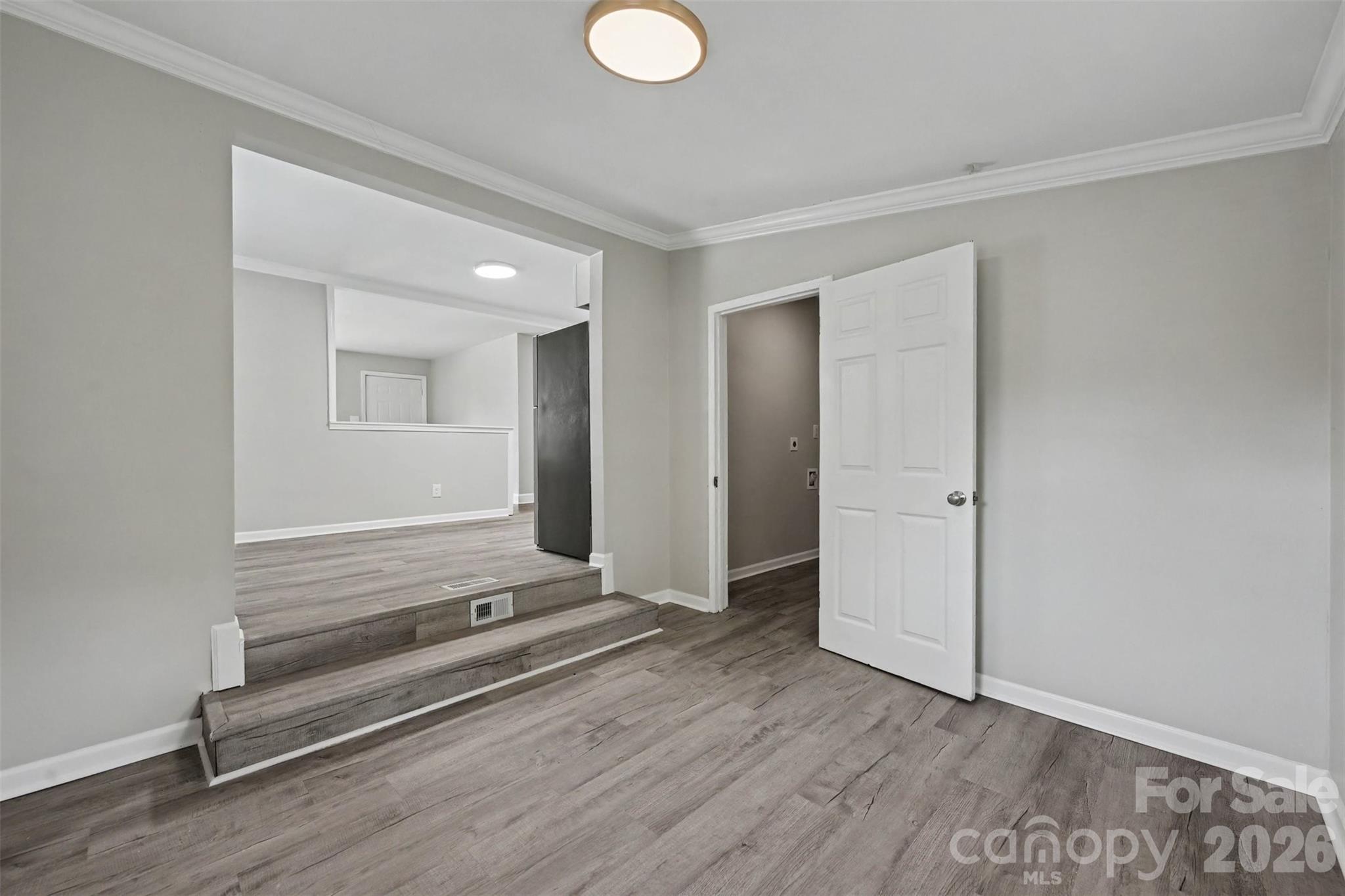 4421 Knollcrest Drive — Charlotte