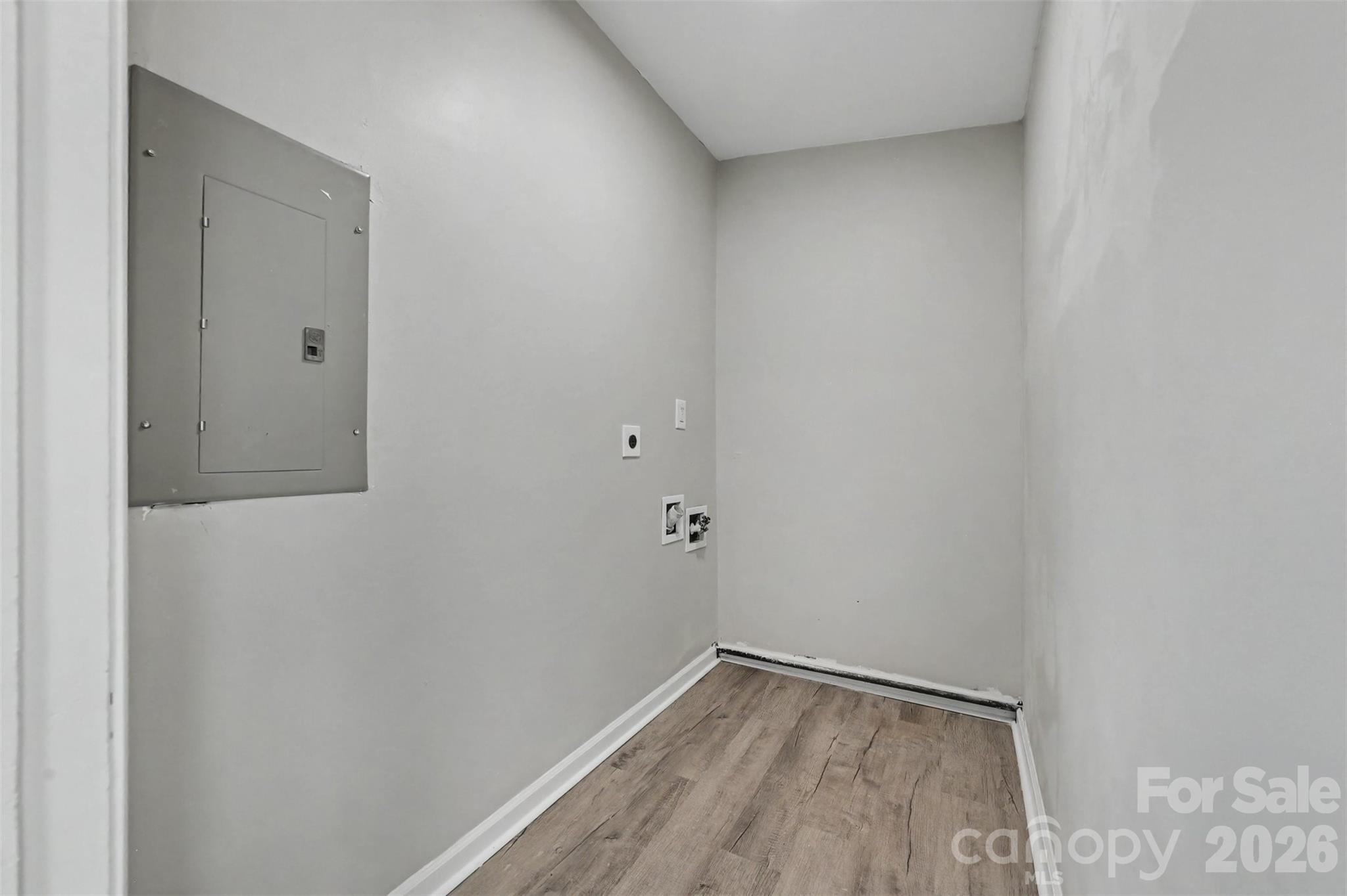 4421 Knollcrest Drive — Charlotte