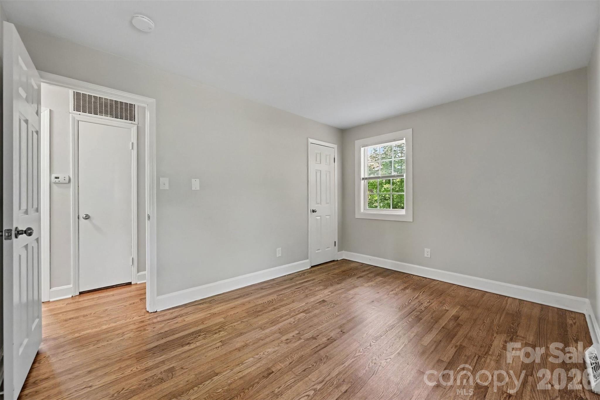 4421 Knollcrest Drive — Charlotte