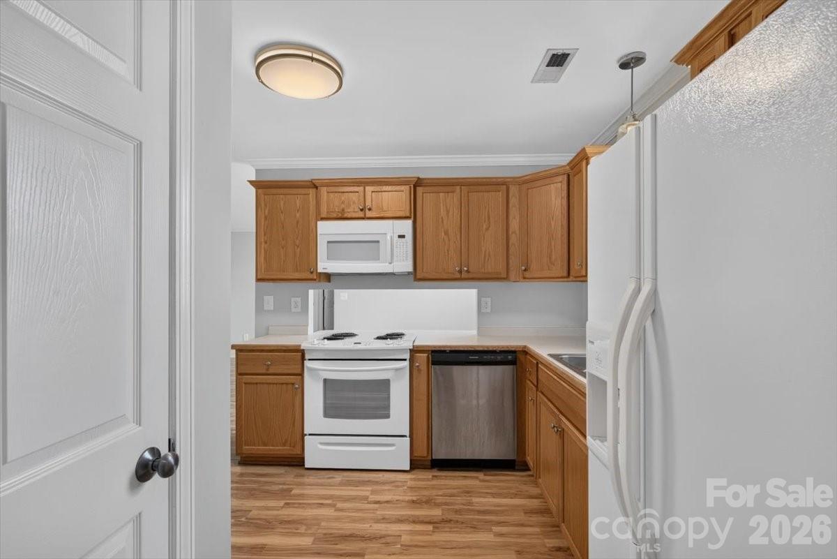46 Linford Street — Belmont