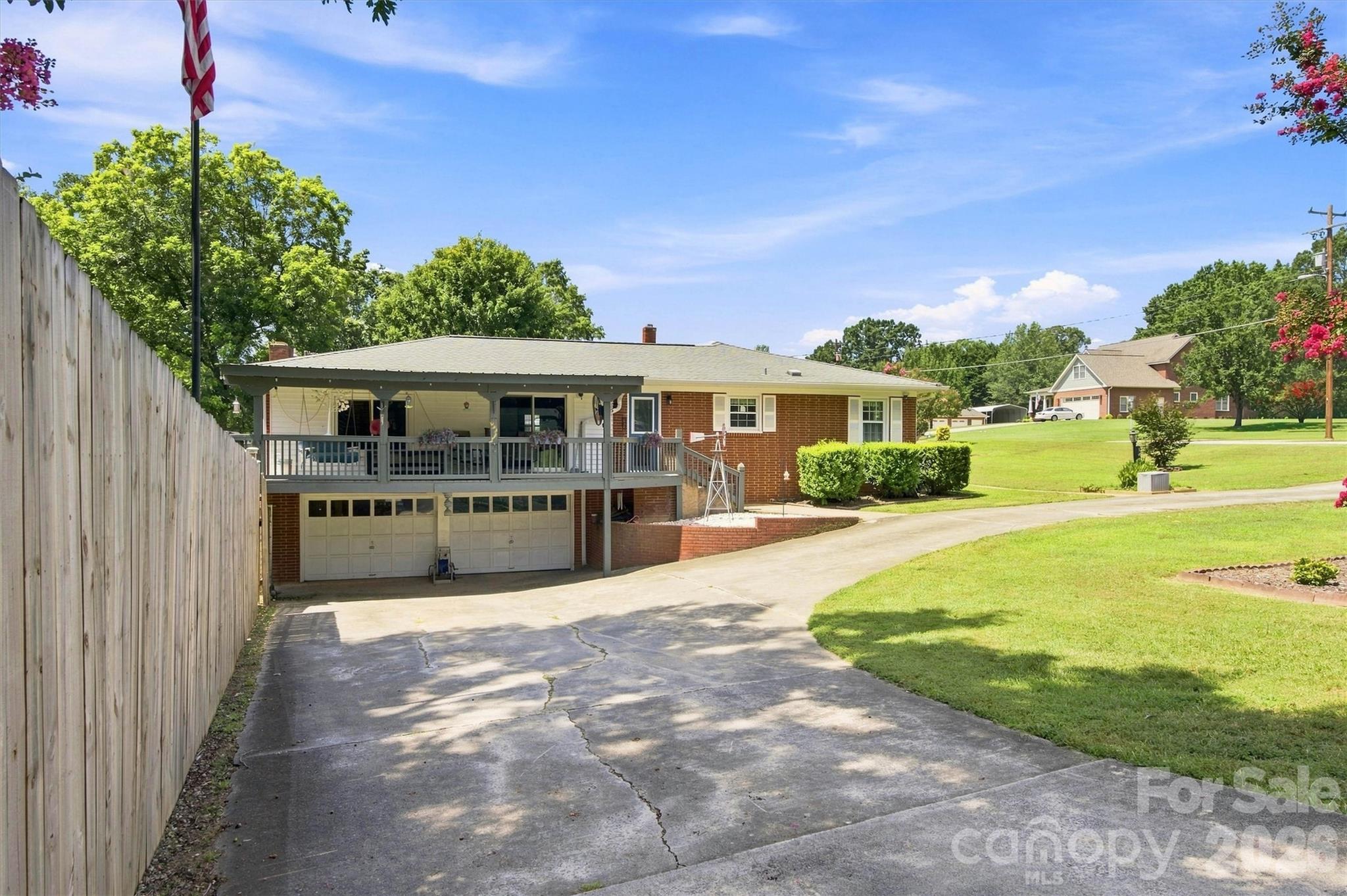 148 Era Street — Troutman