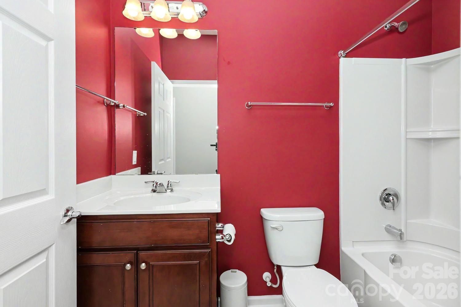 7419 Carolina Jessamine Court — Fort Mill