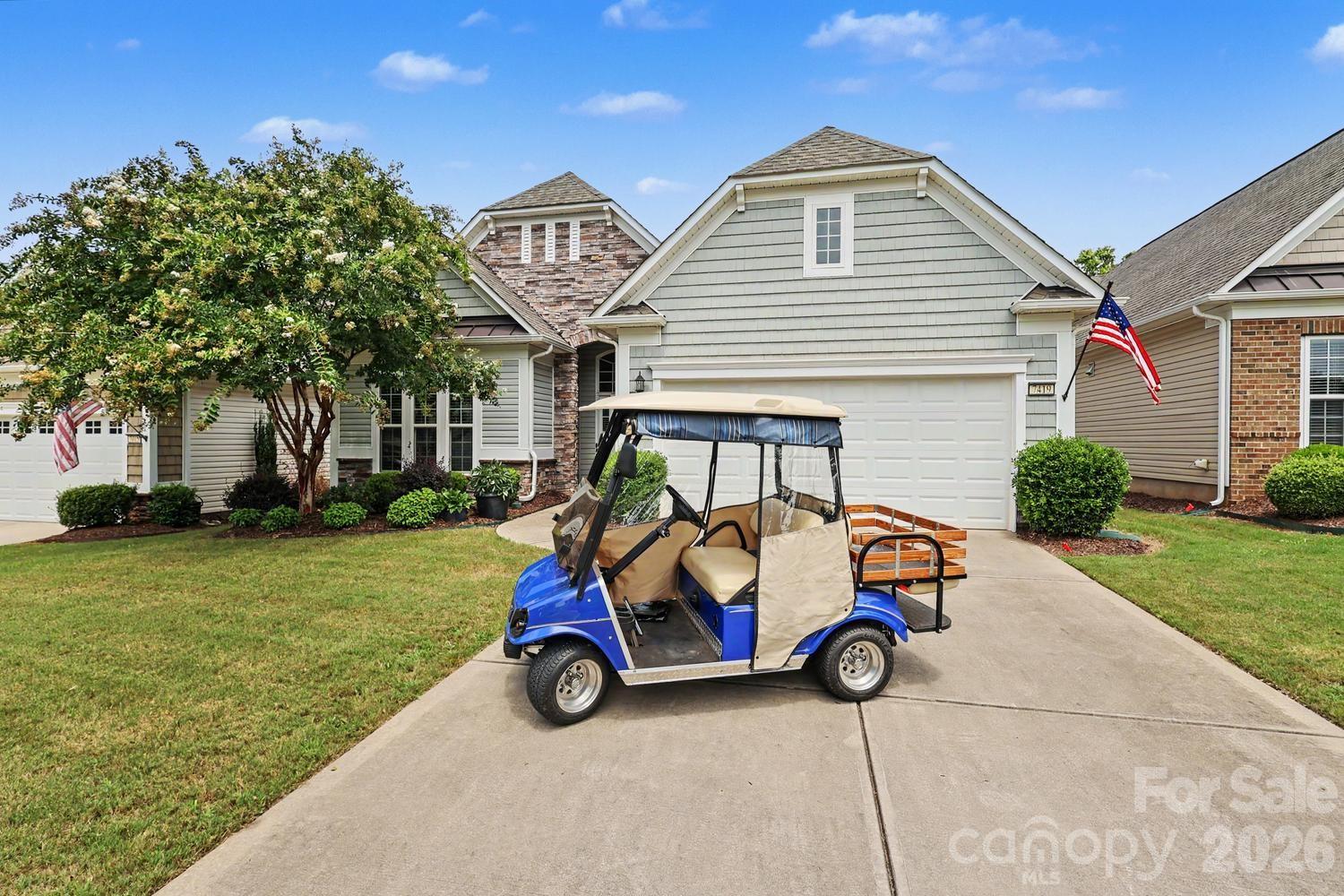 7419 Carolina Jessamine Court — Fort Mill
