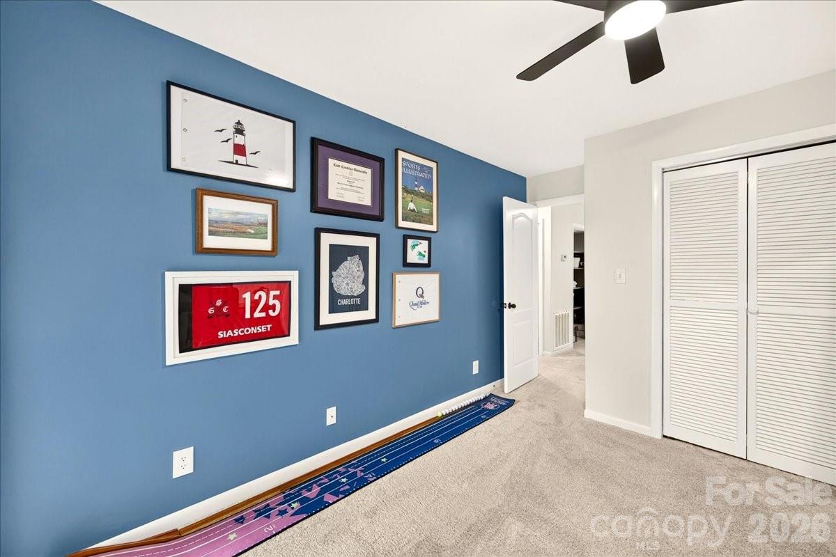 5811 Sharon Road #F — Charlotte