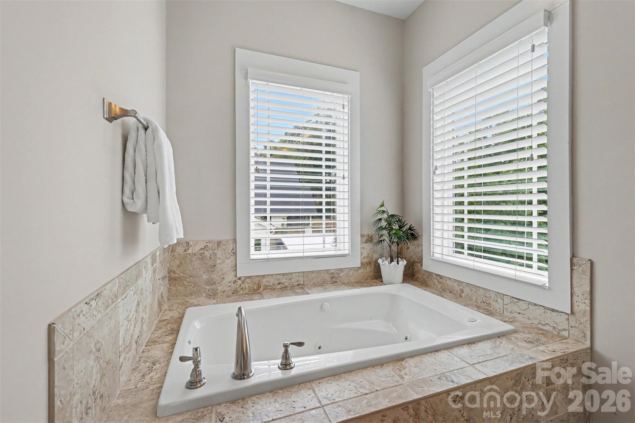 2914 Windsor Avenue — Charlotte