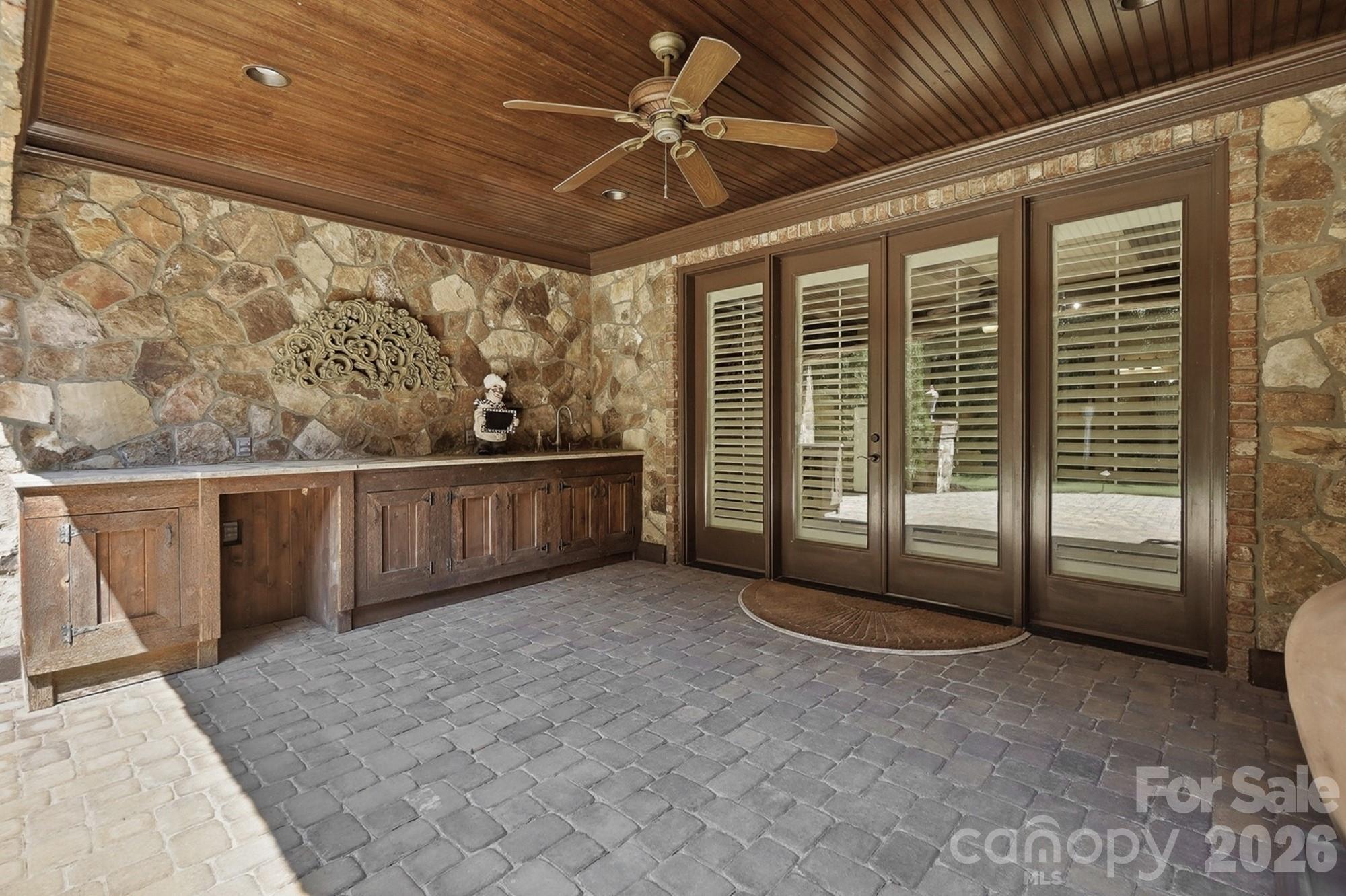 19115 Youngblood Road W — Charlotte