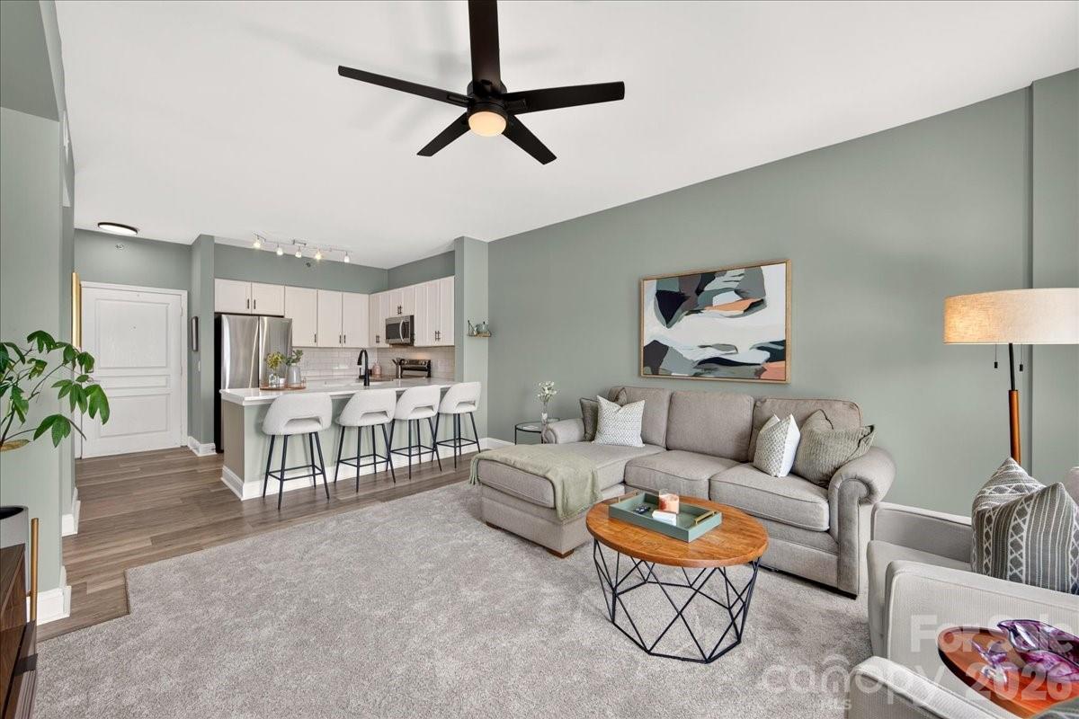 1315 East Boulevard #433 — Charlotte