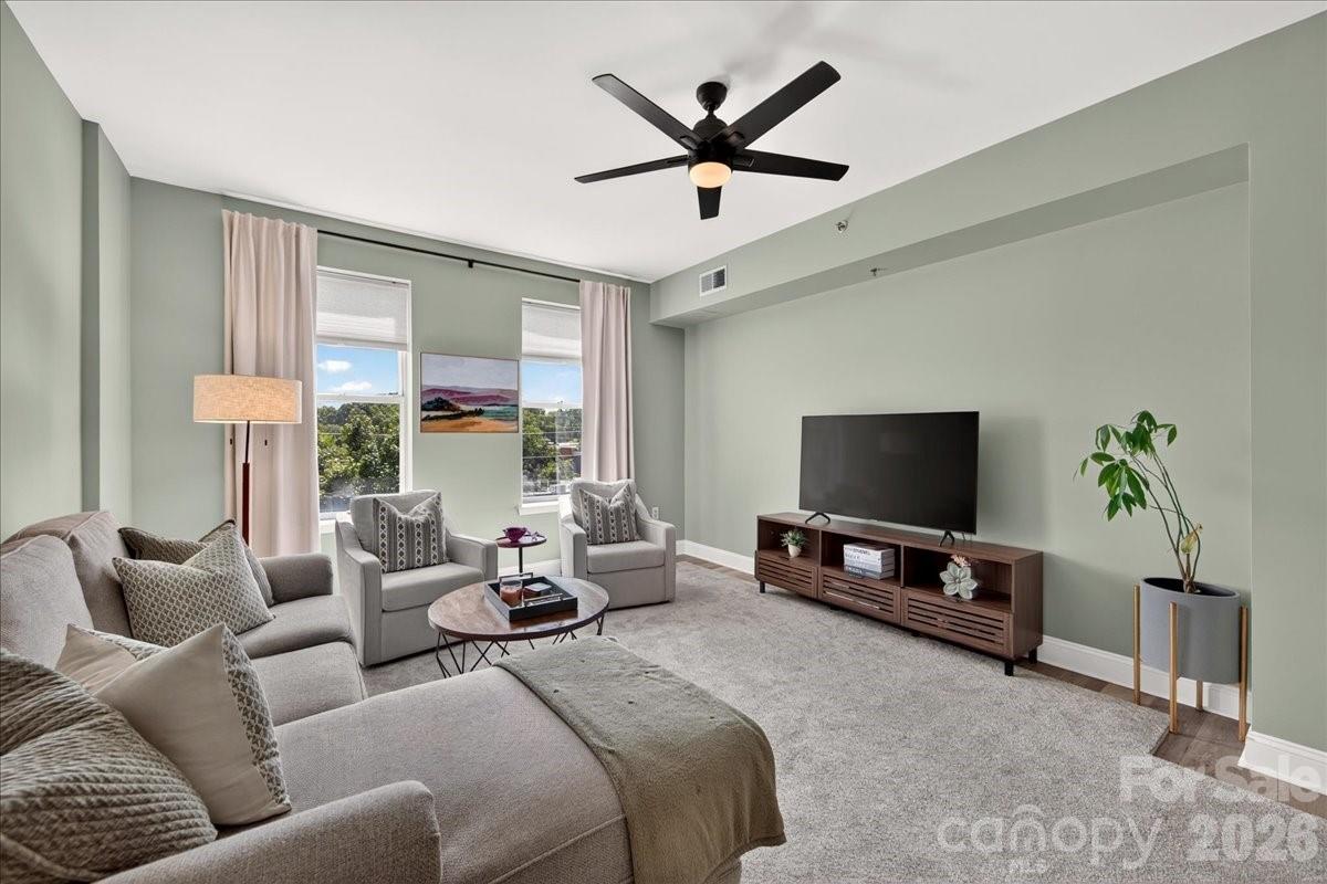 1315 East Boulevard #433 — Charlotte