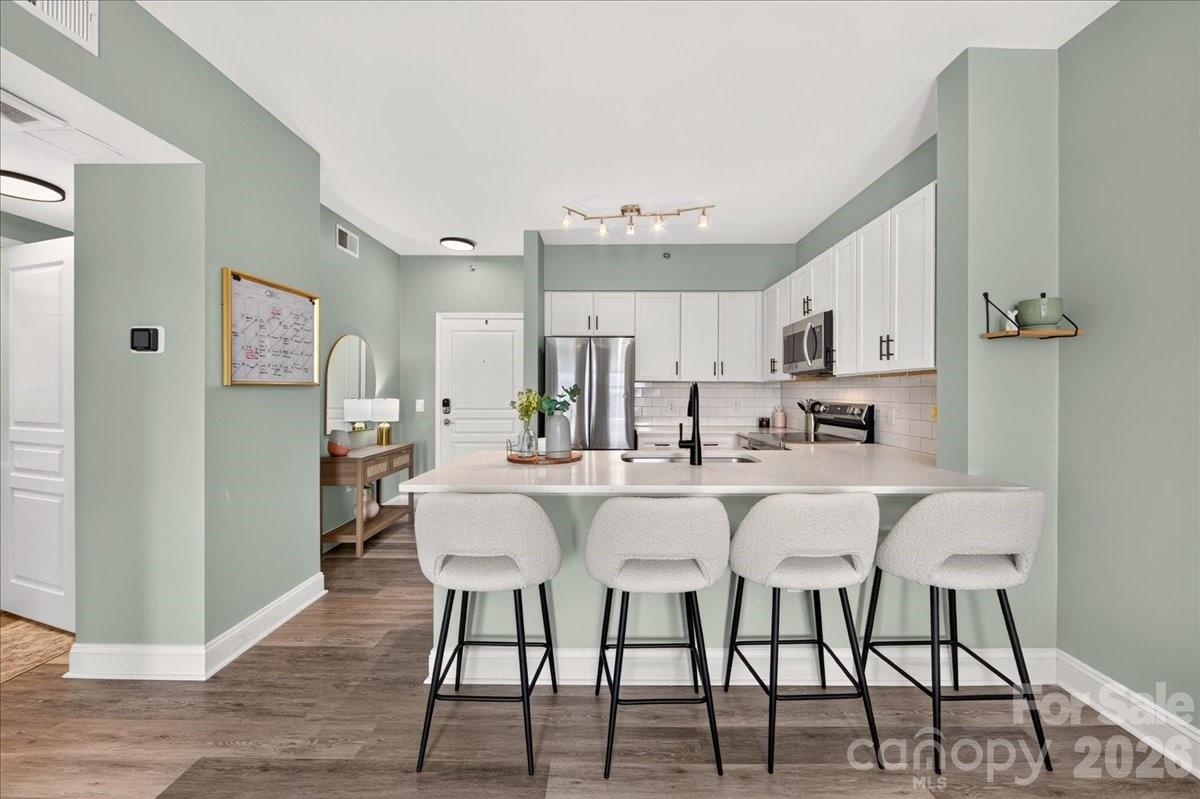 1315 East Boulevard #433 — Charlotte