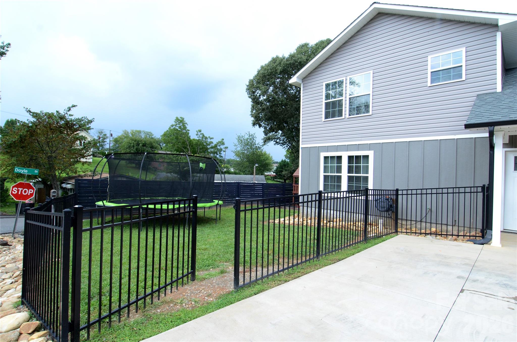 130 Bostic Street — Marion