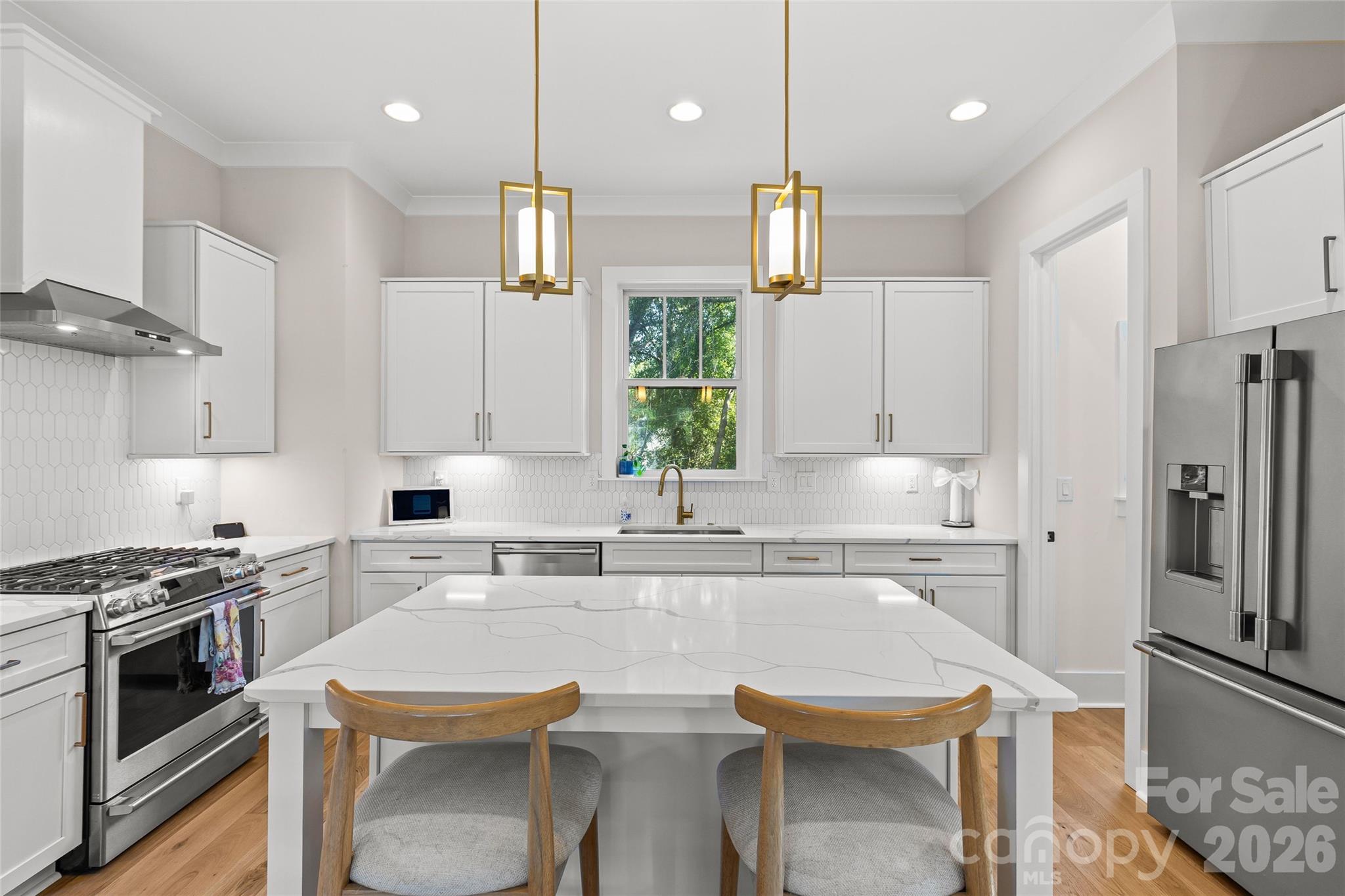 1429 Belle Terre Avenue — Charlotte