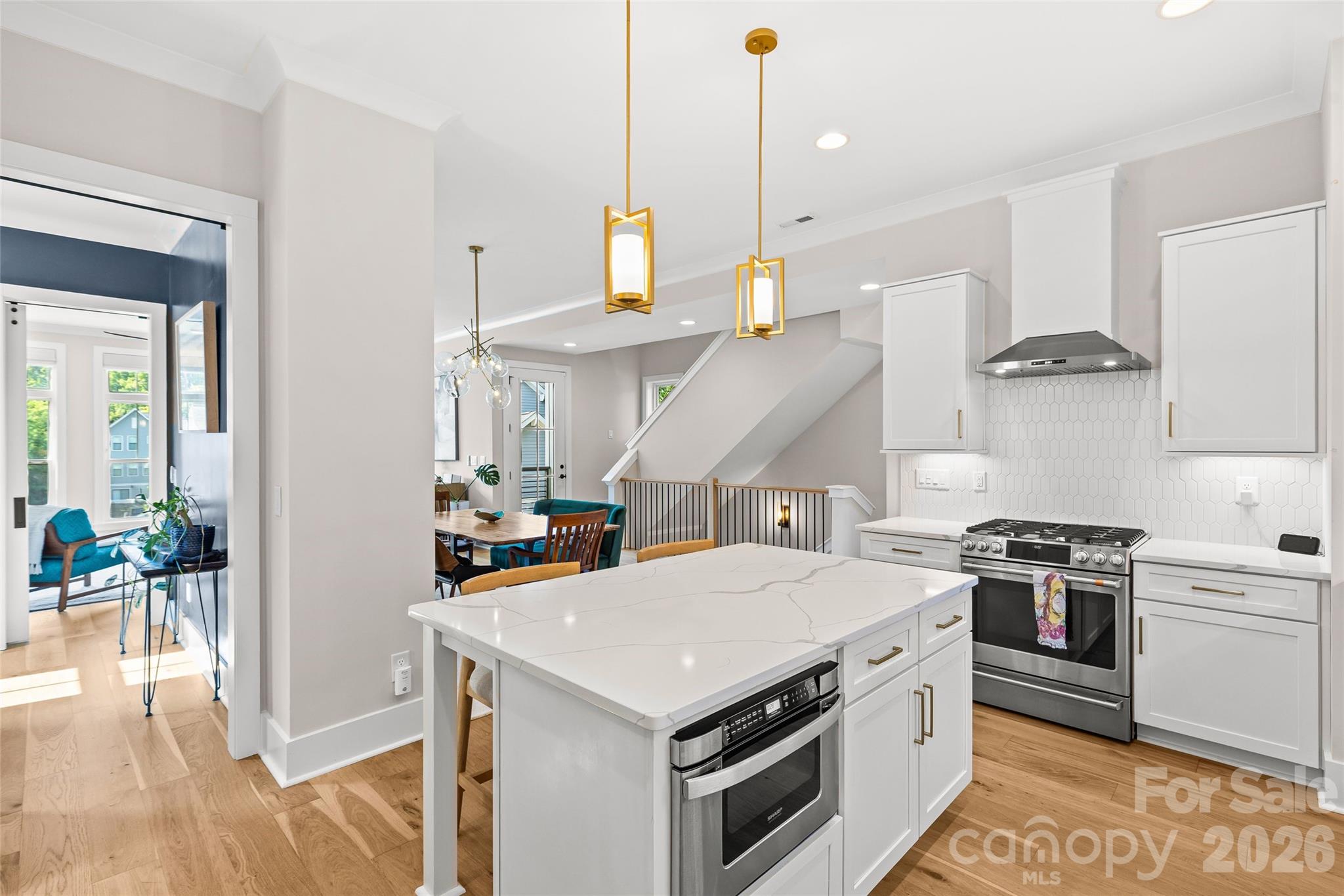 1429 Belle Terre Avenue — Charlotte