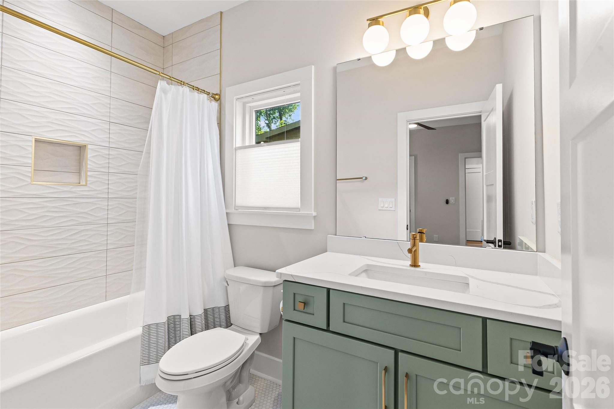 1429 Belle Terre Avenue — Charlotte