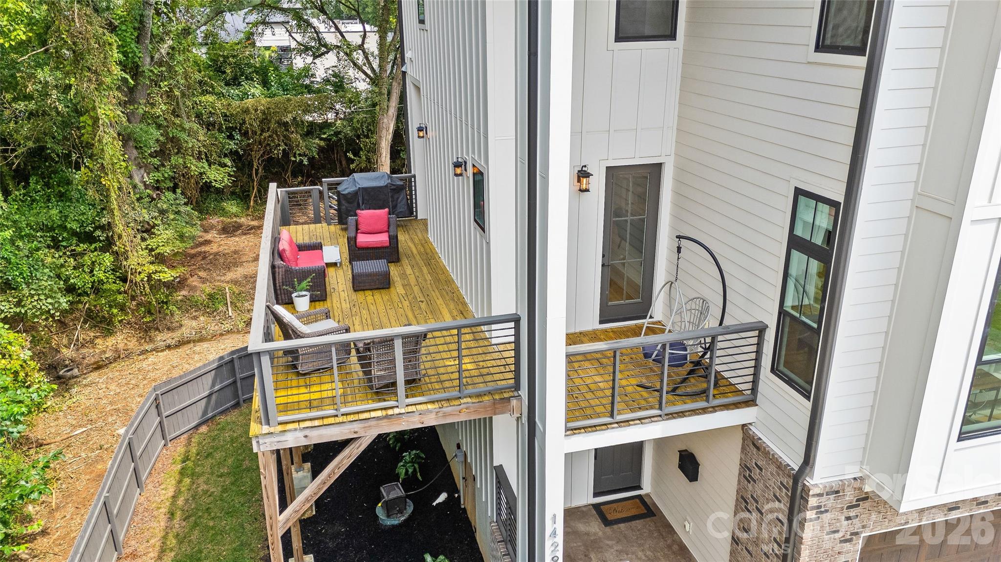 1429 Belle Terre Avenue — Charlotte