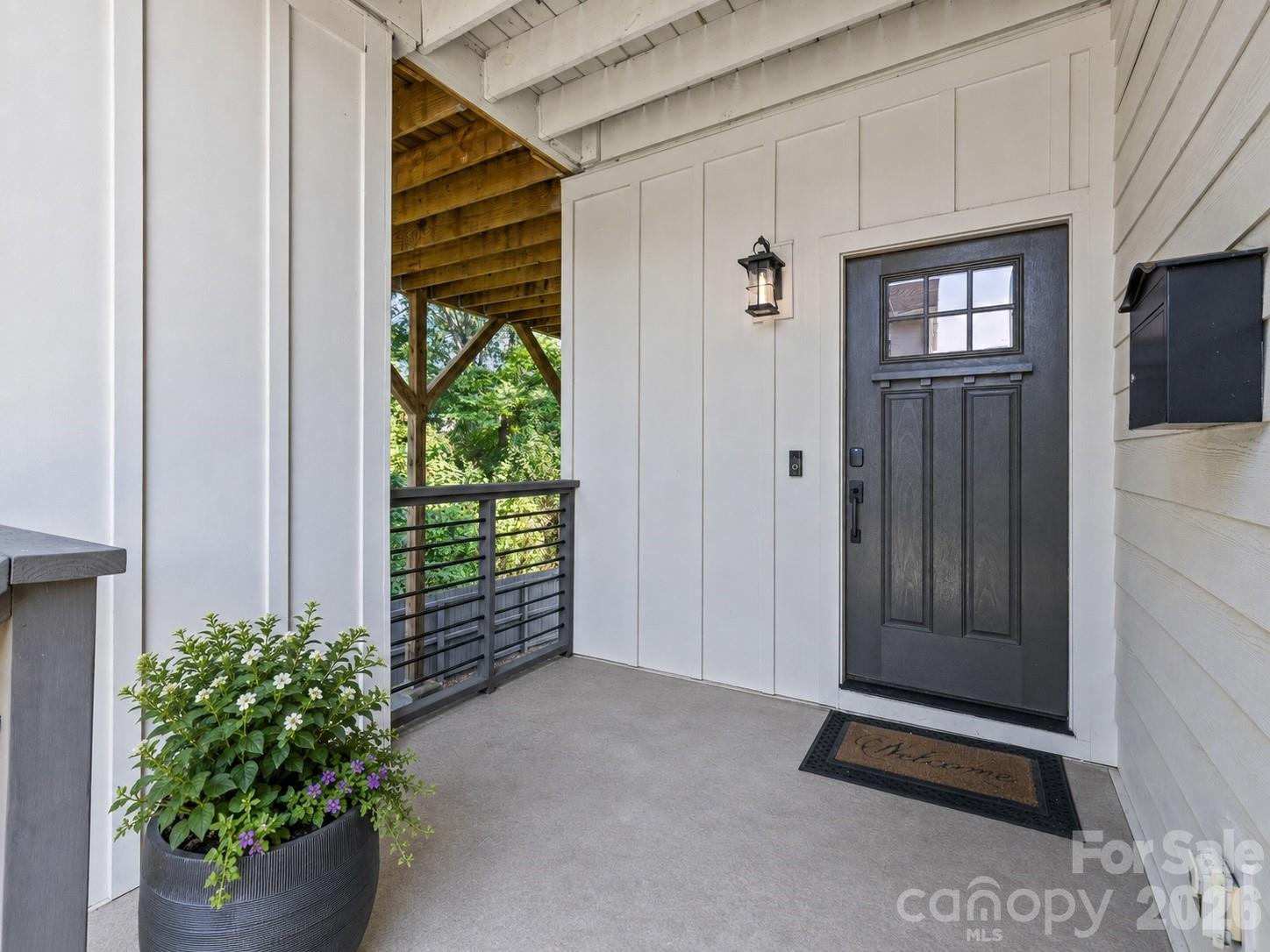 1429 Belle Terre Avenue — Charlotte