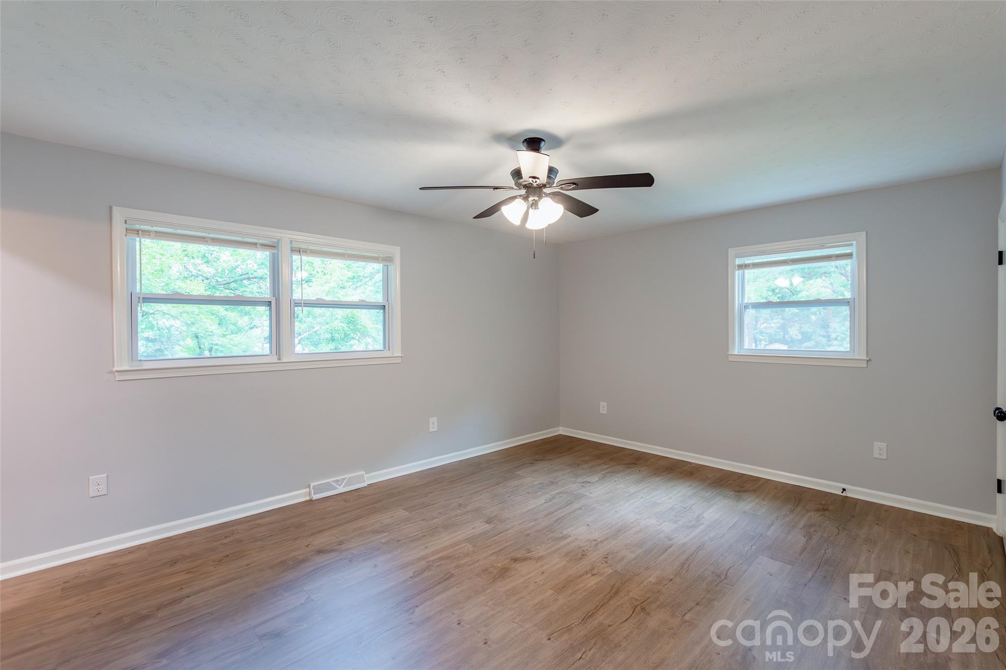 919 N Weldon Street — Gastonia