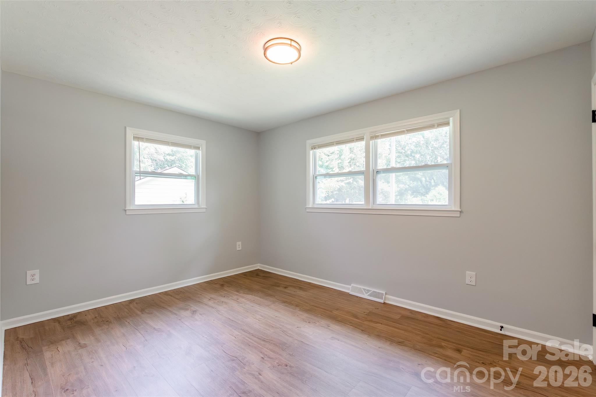 919 N Weldon Street — Gastonia