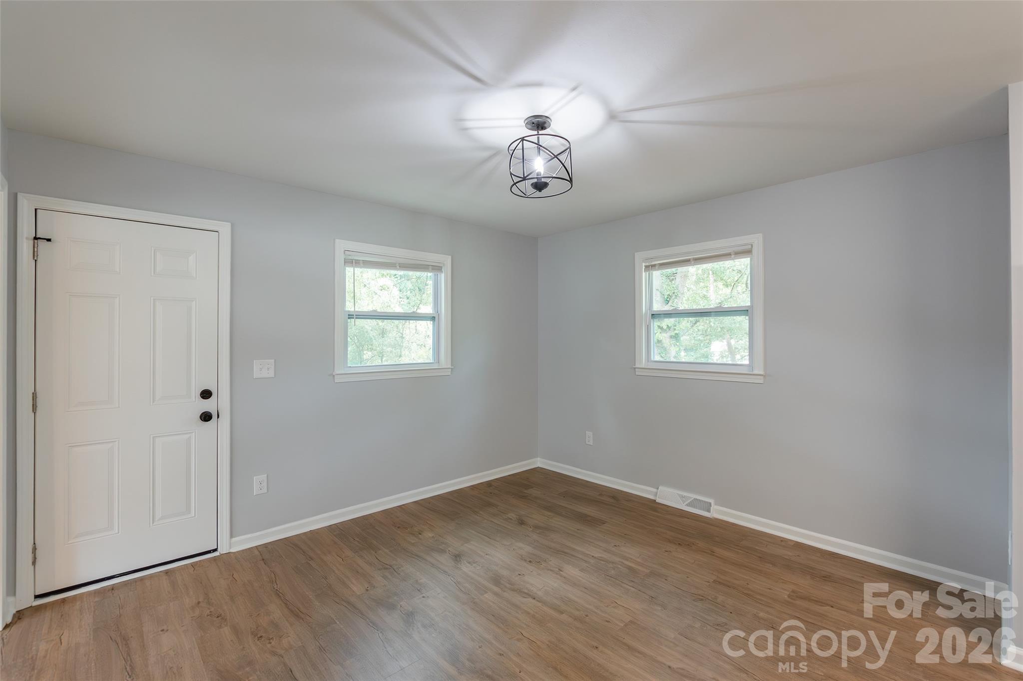 919 N Weldon Street — Gastonia