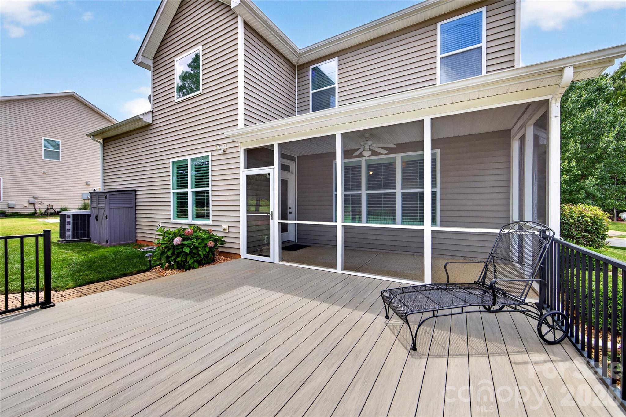 6403 Torrence Trace Drive — Huntersville