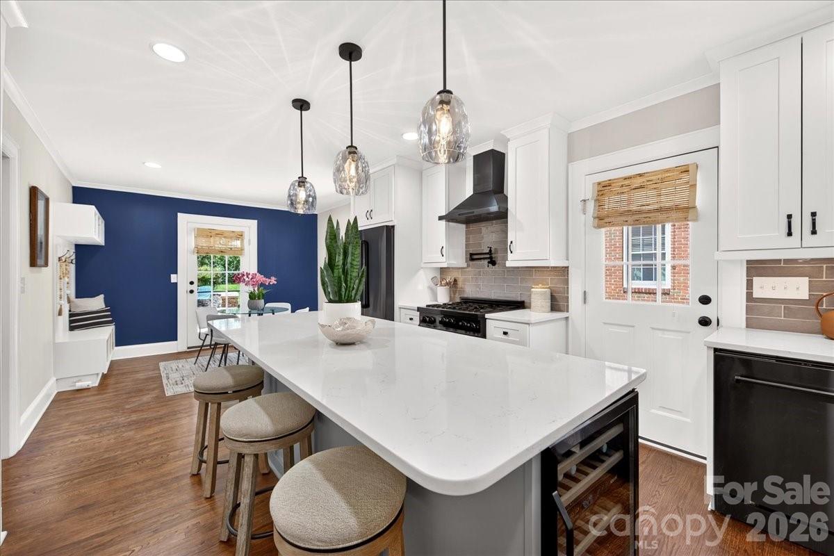 720 E Park Avenue — Charlotte
