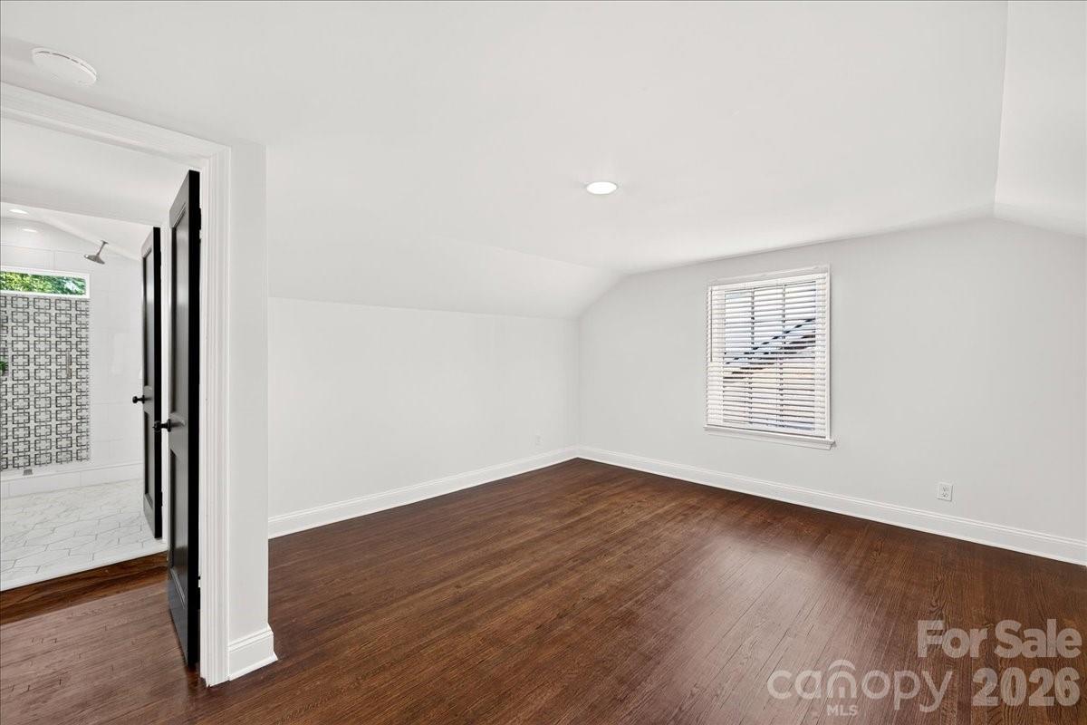 720 E Park Avenue — Charlotte
