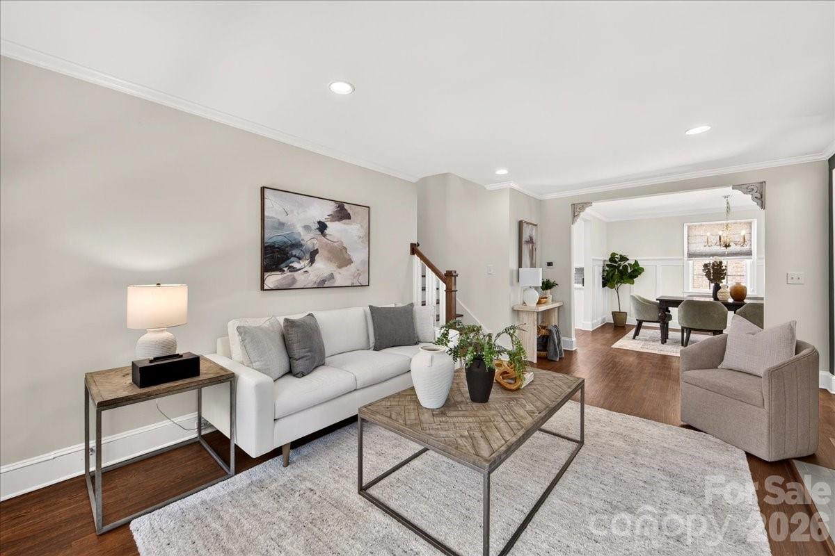 720 E Park Avenue — Charlotte