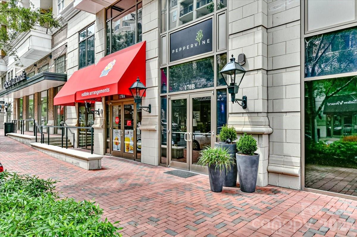 4625 Piedmont Row Drive #515-E — Charlotte