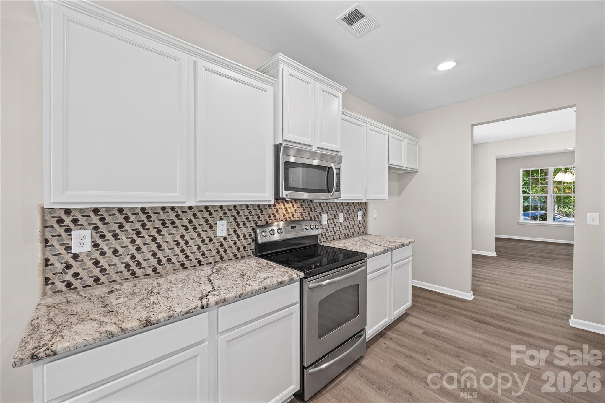 17707 Train Station Drive — Huntersville