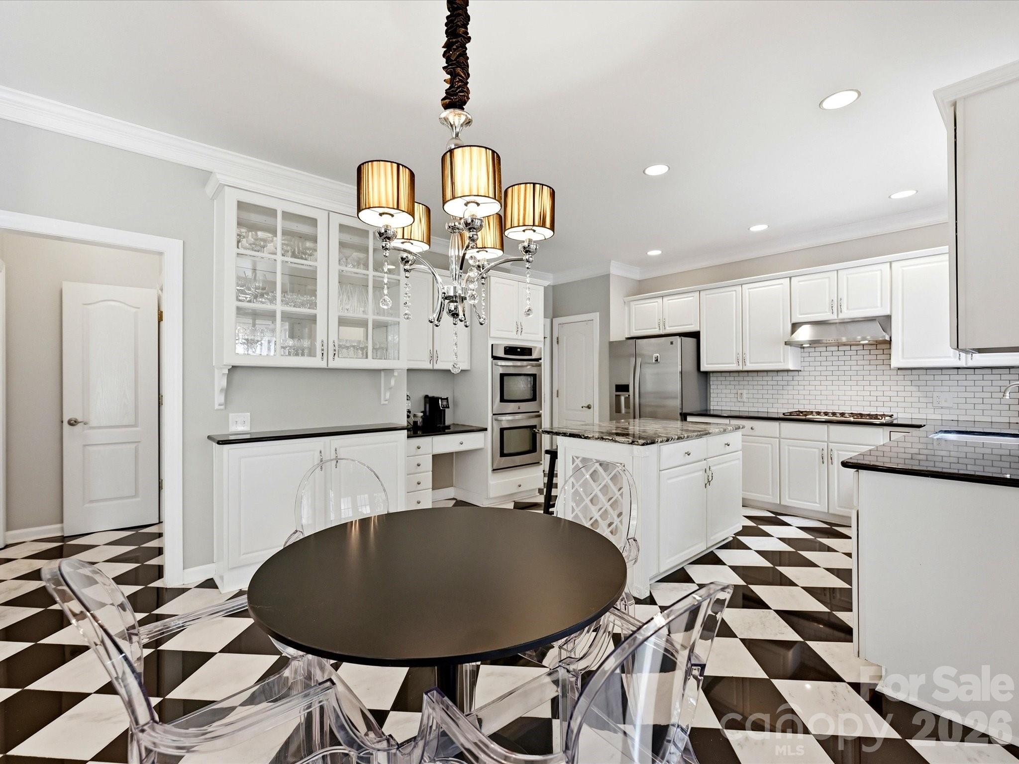 2805 Peverell Lane — Charlotte