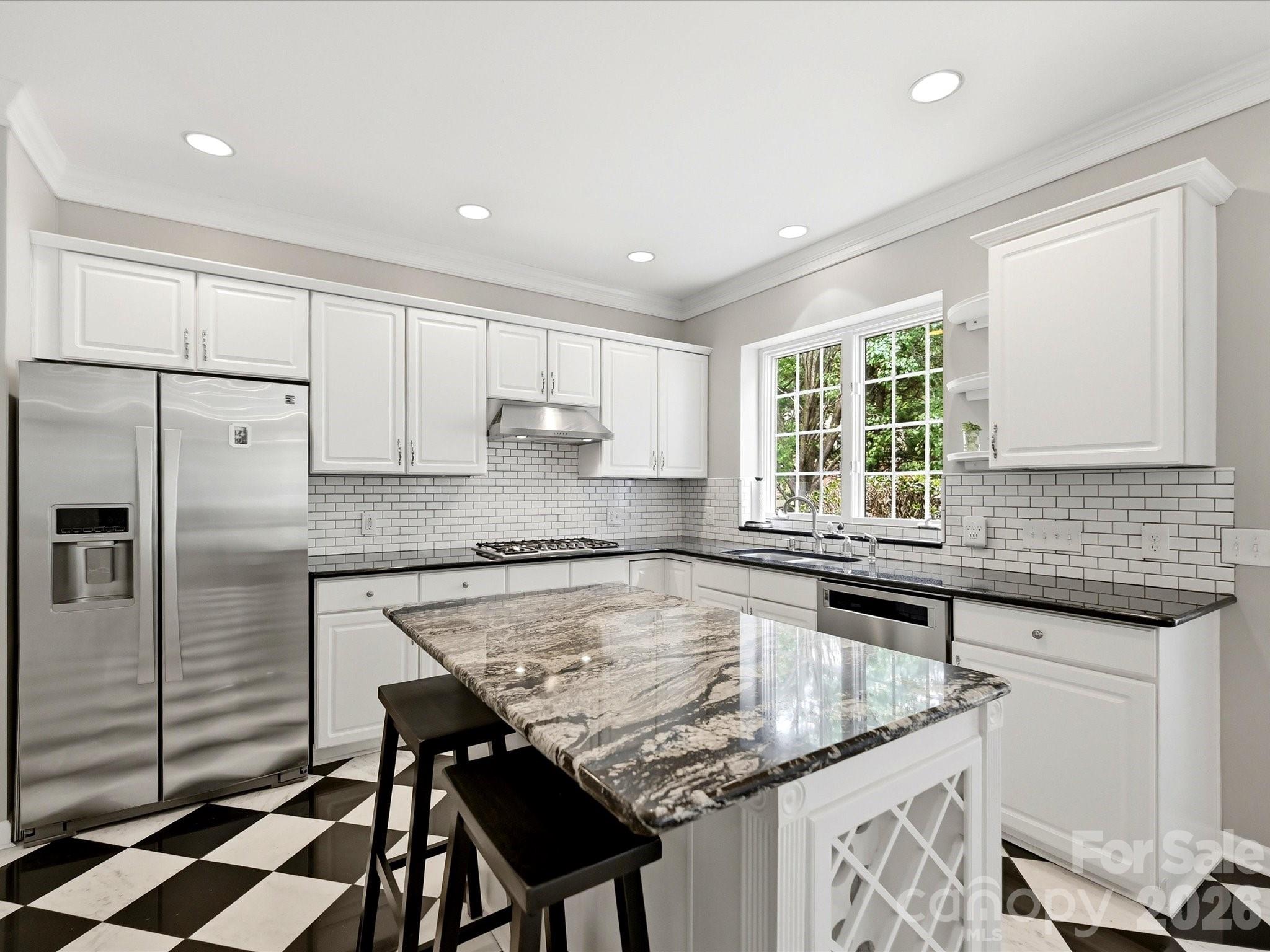 2805 Peverell Lane — Charlotte