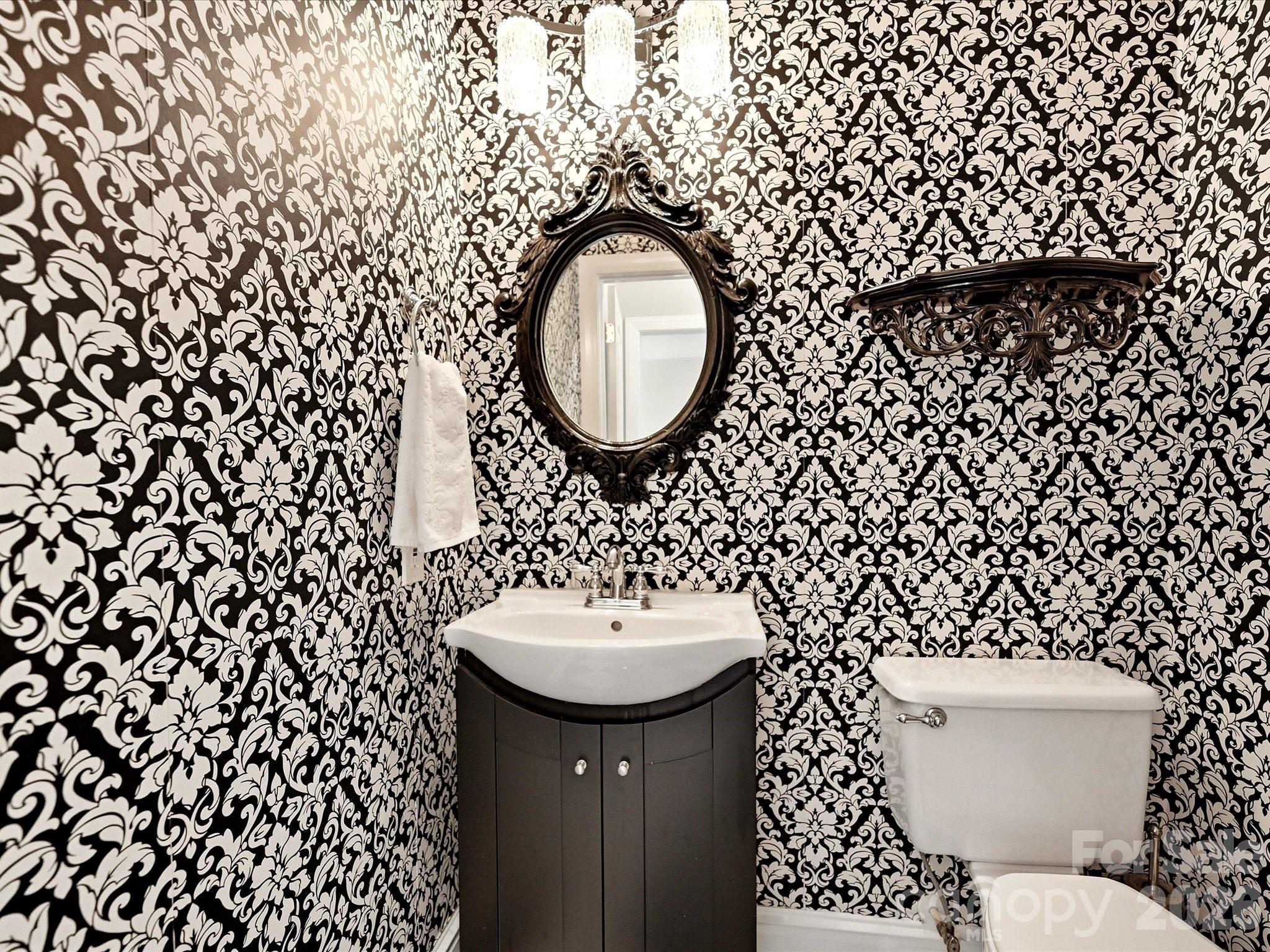 2805 Peverell Lane — Charlotte