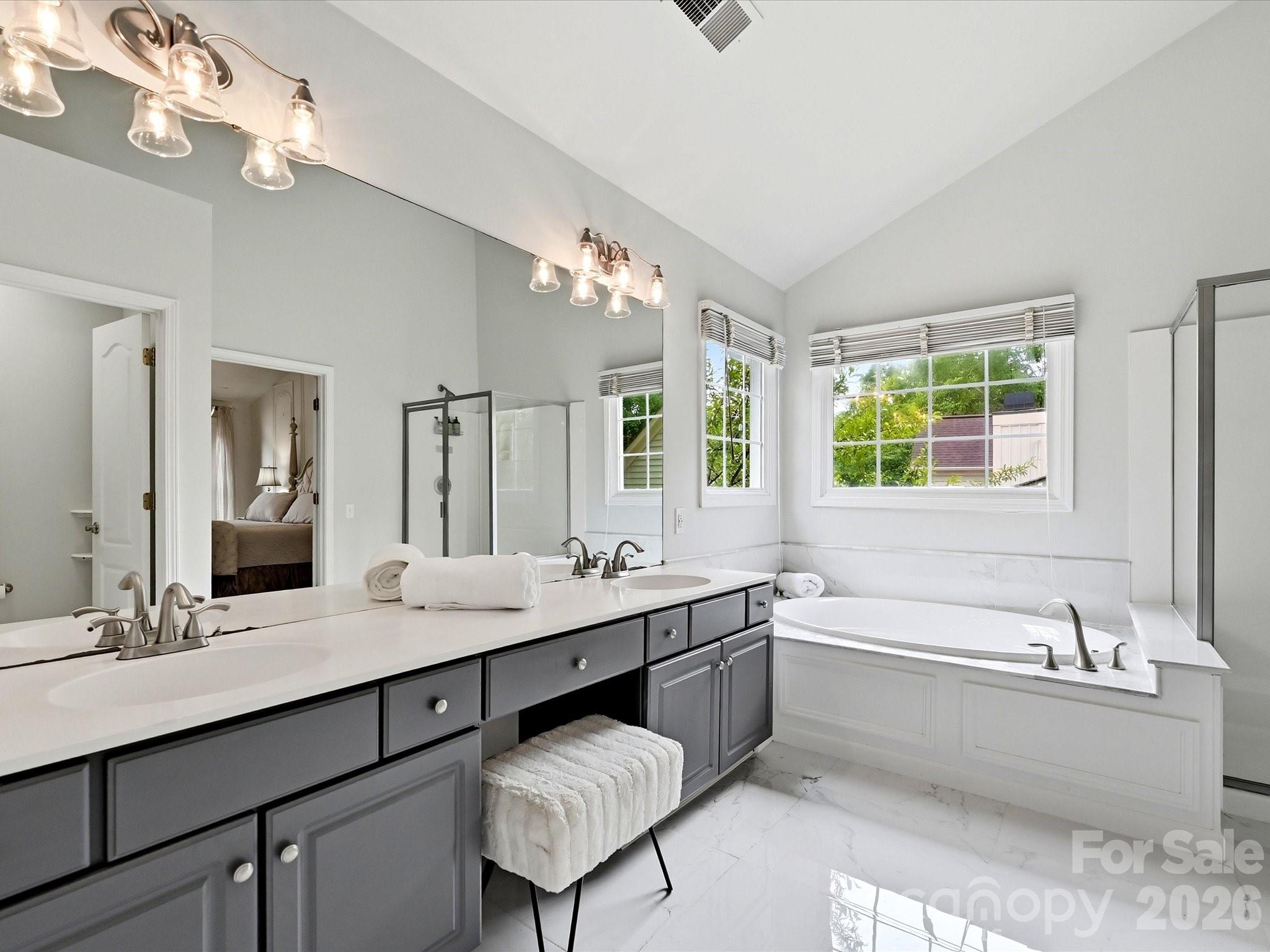 2805 Peverell Lane — Charlotte
