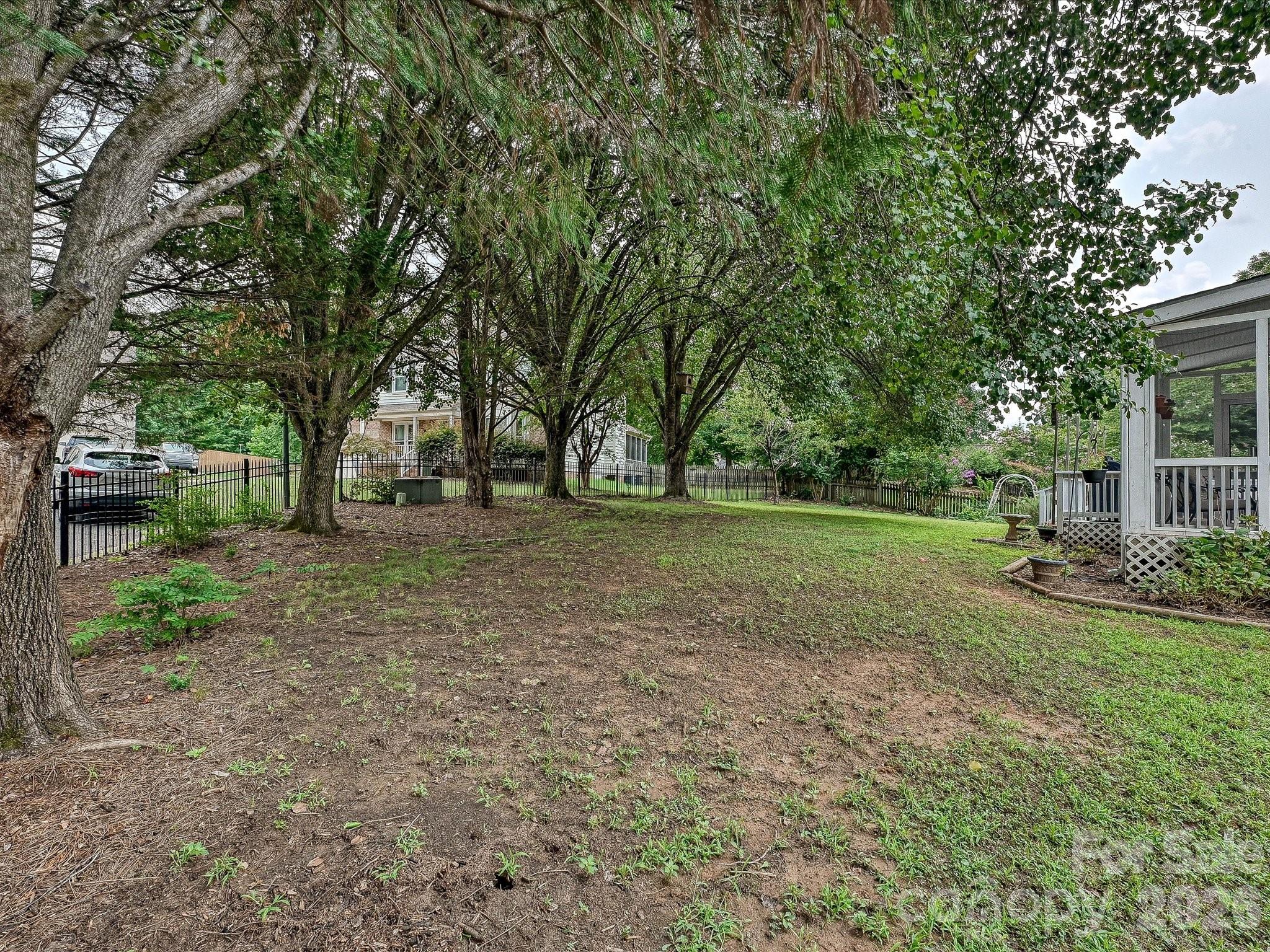2805 Peverell Lane — Charlotte