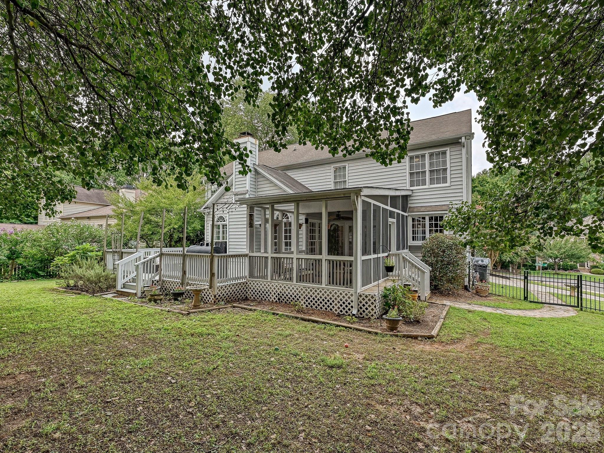 2805 Peverell Lane — Charlotte