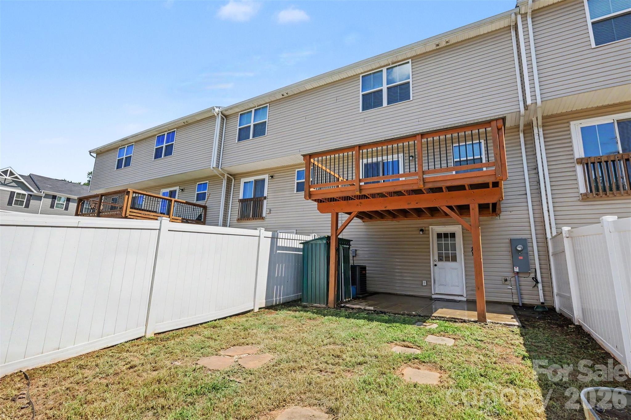 2652 McCurdy Trail — Charlotte