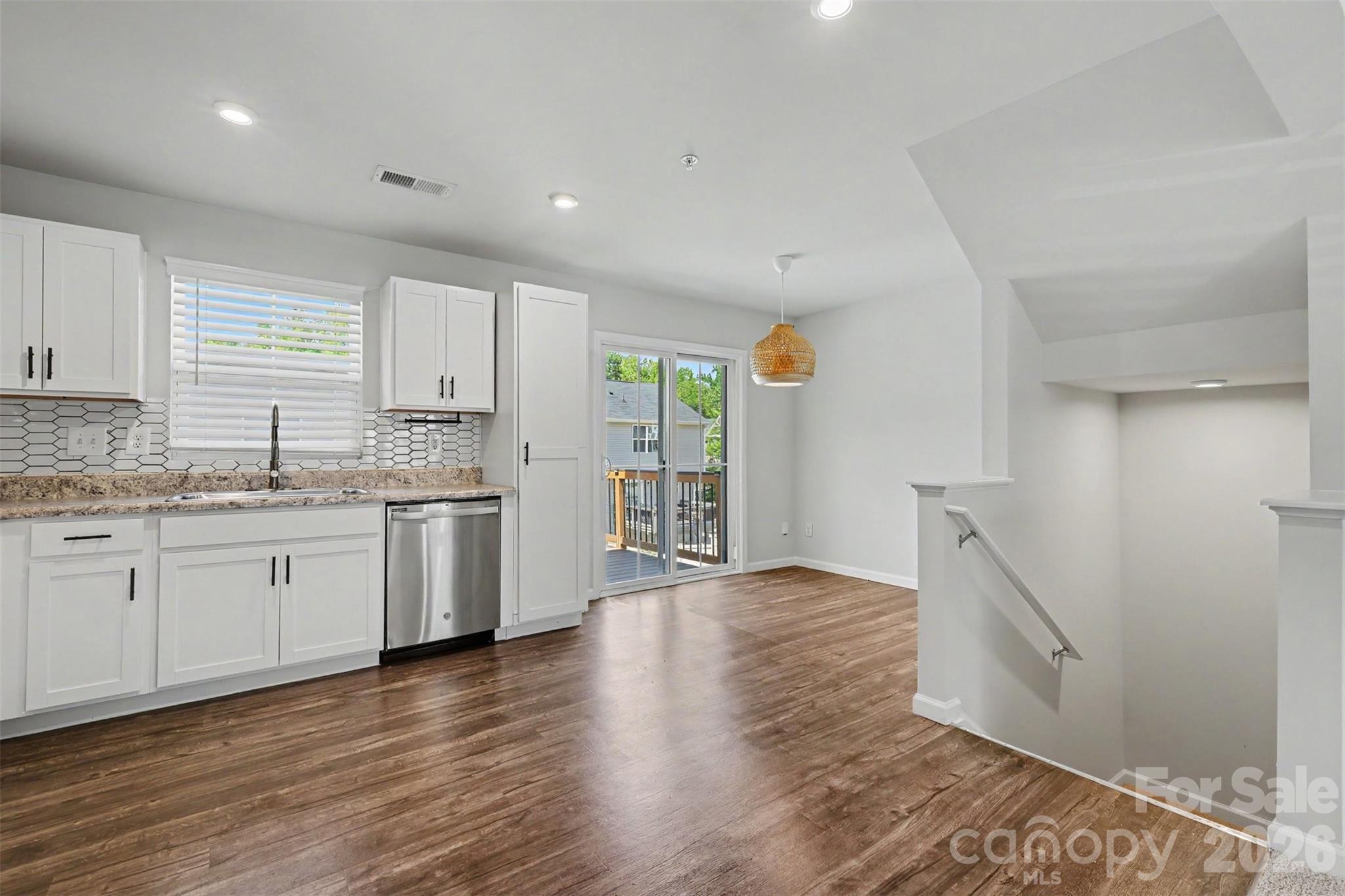 2652 McCurdy Trail — Charlotte