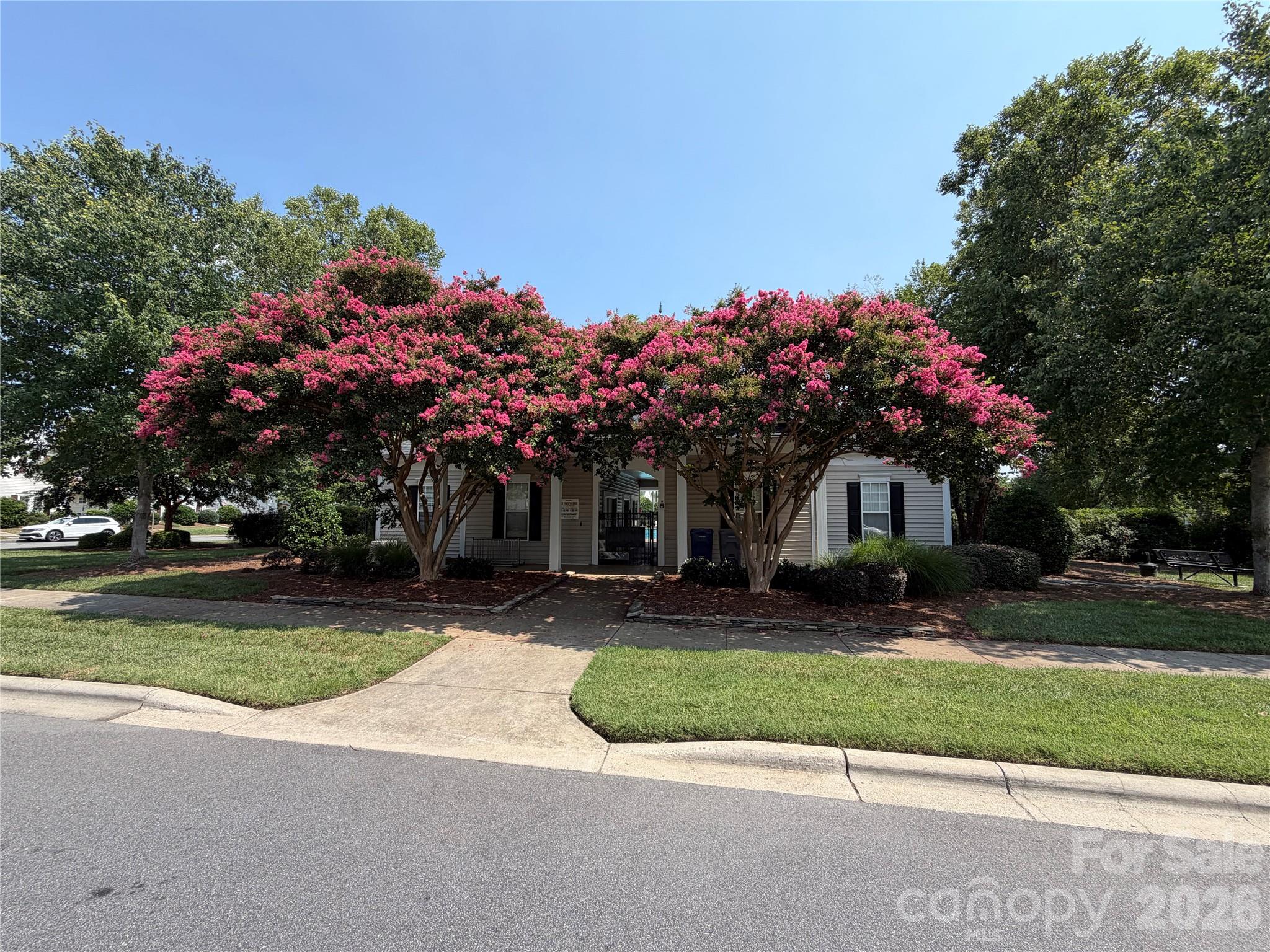 4012 Town Center Road — Harrisburg