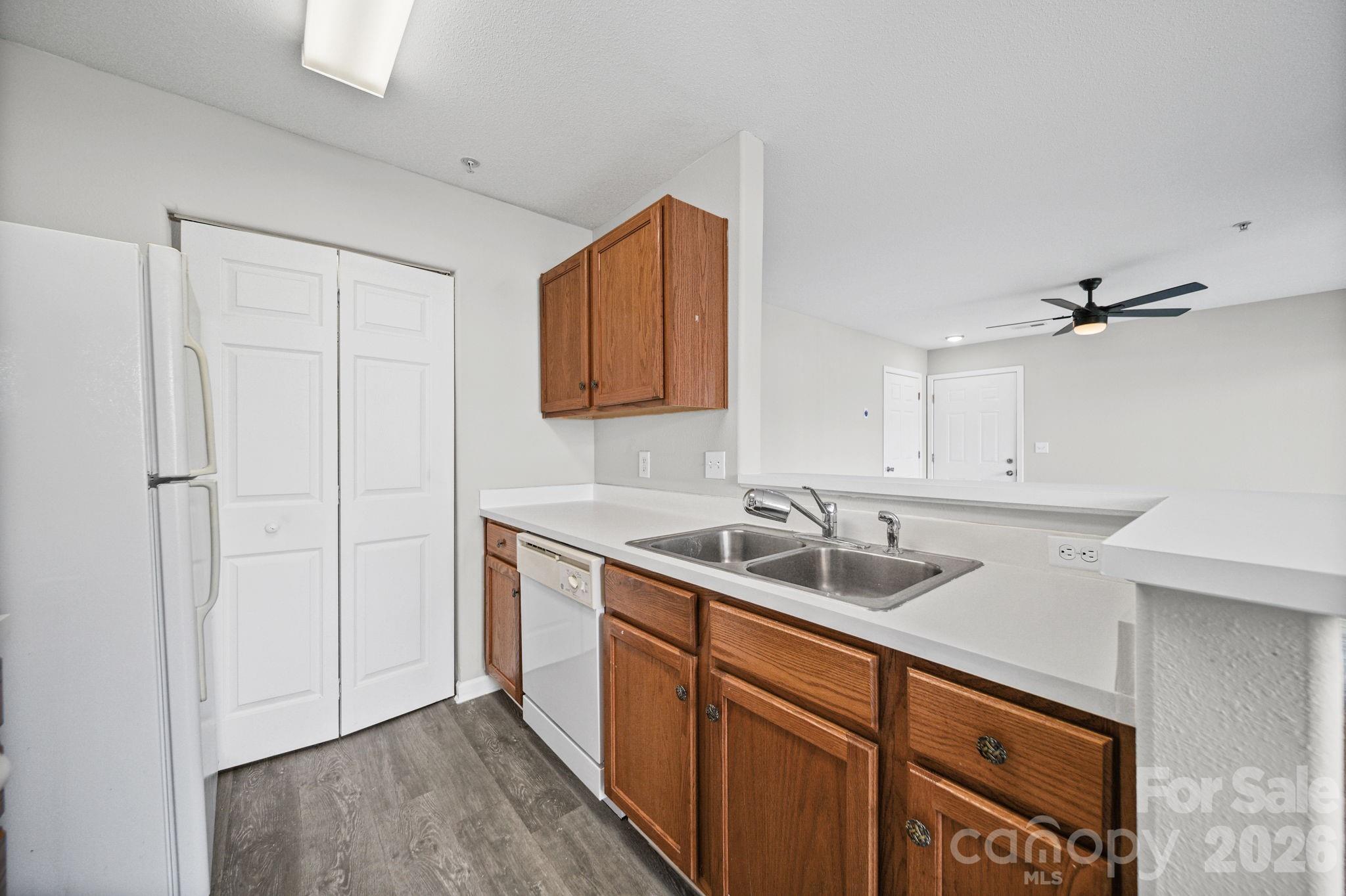 4012 Town Center Road — Harrisburg
