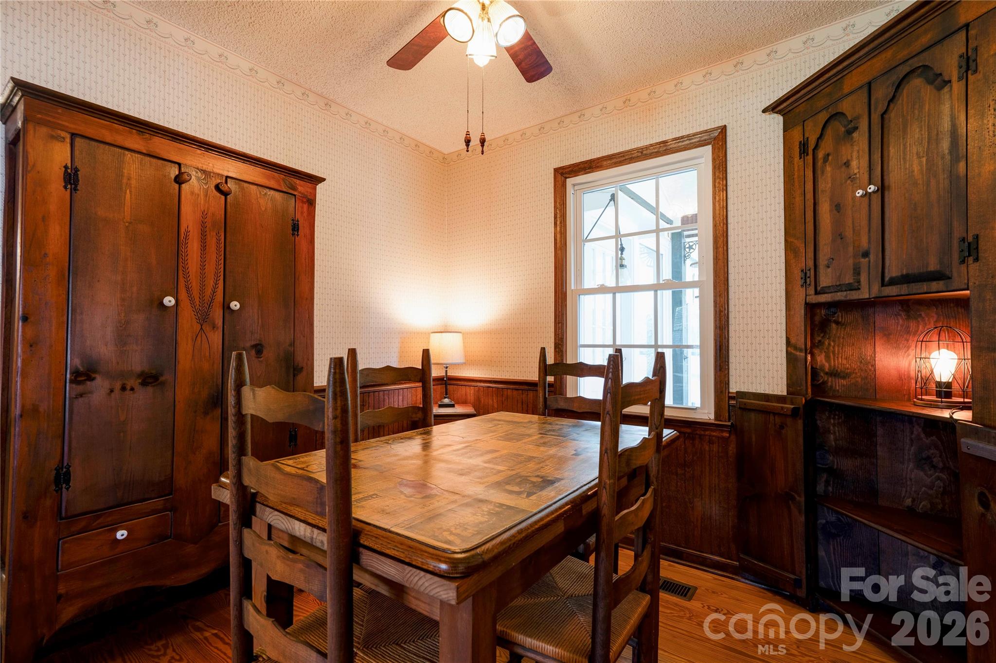 719 W Zion Church Road — Shelby