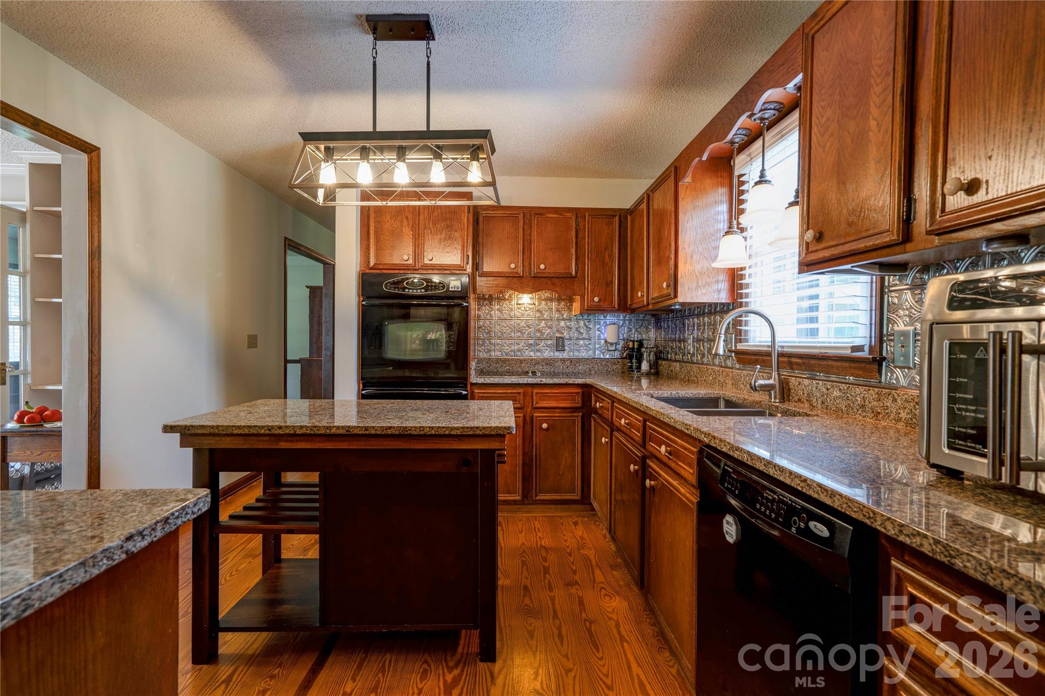 719 W Zion Church Road — Shelby