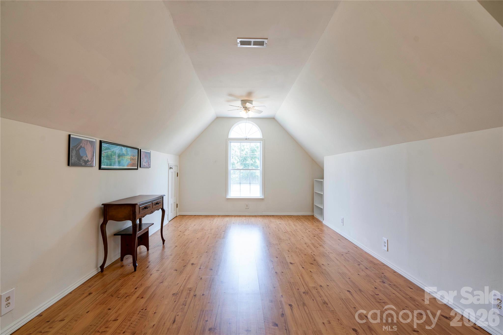 719 W Zion Church Road — Shelby