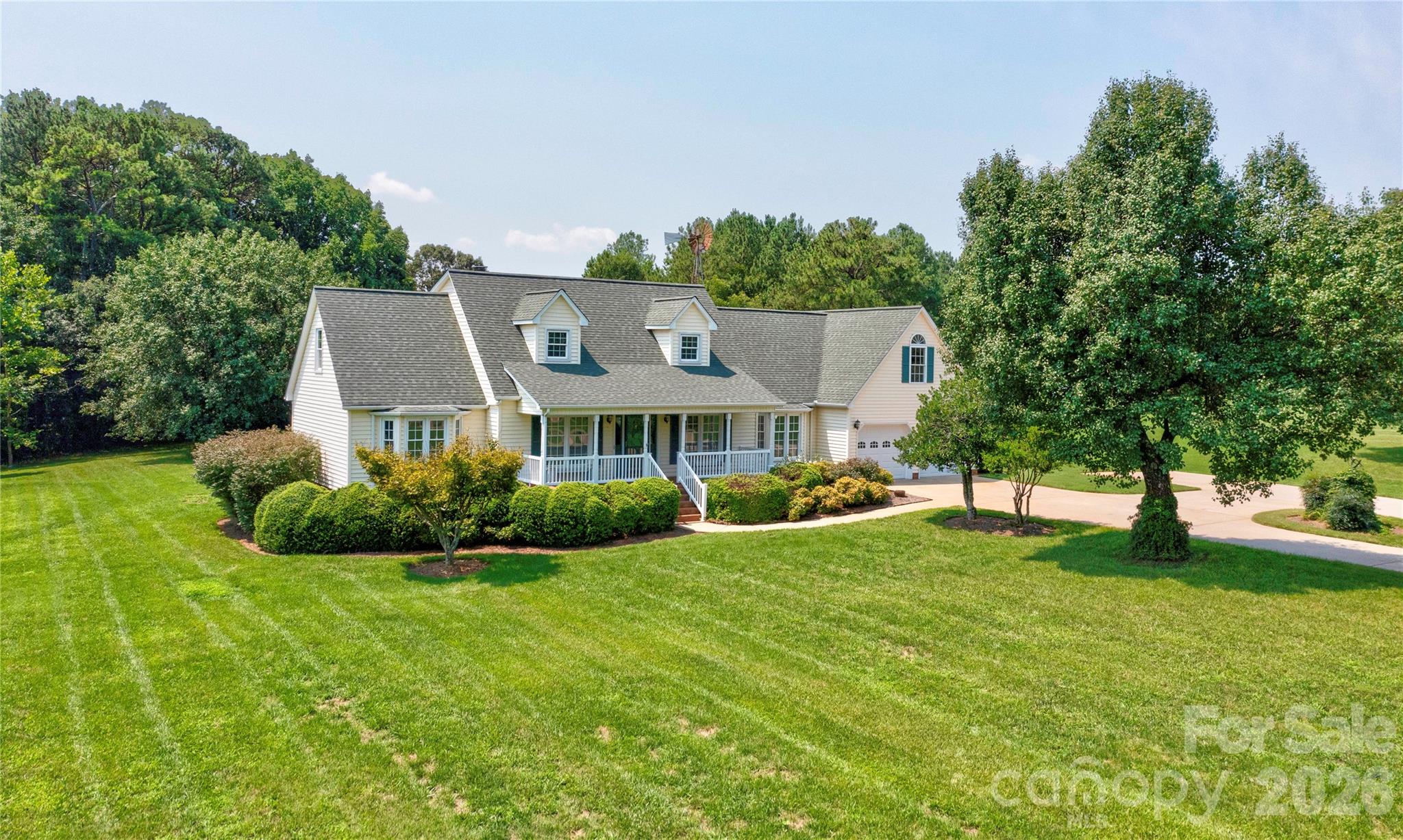 719 W Zion Church Road — Shelby