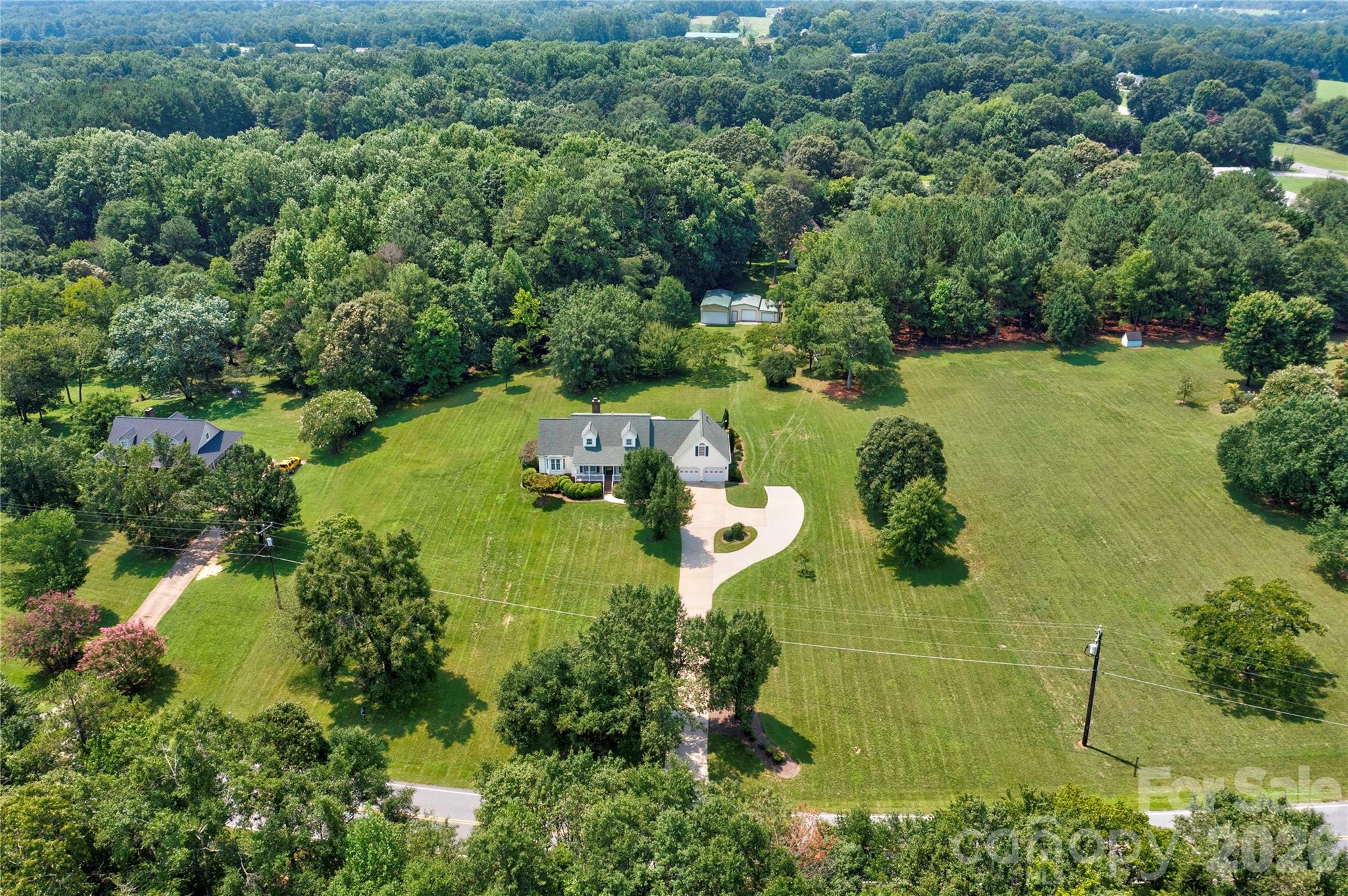 719 W Zion Church Road — Shelby