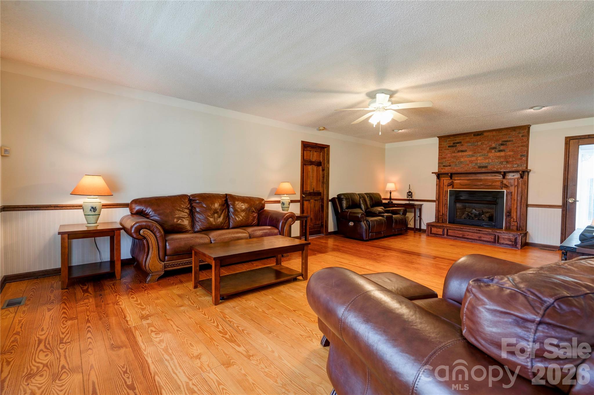 719 W Zion Church Road — Shelby