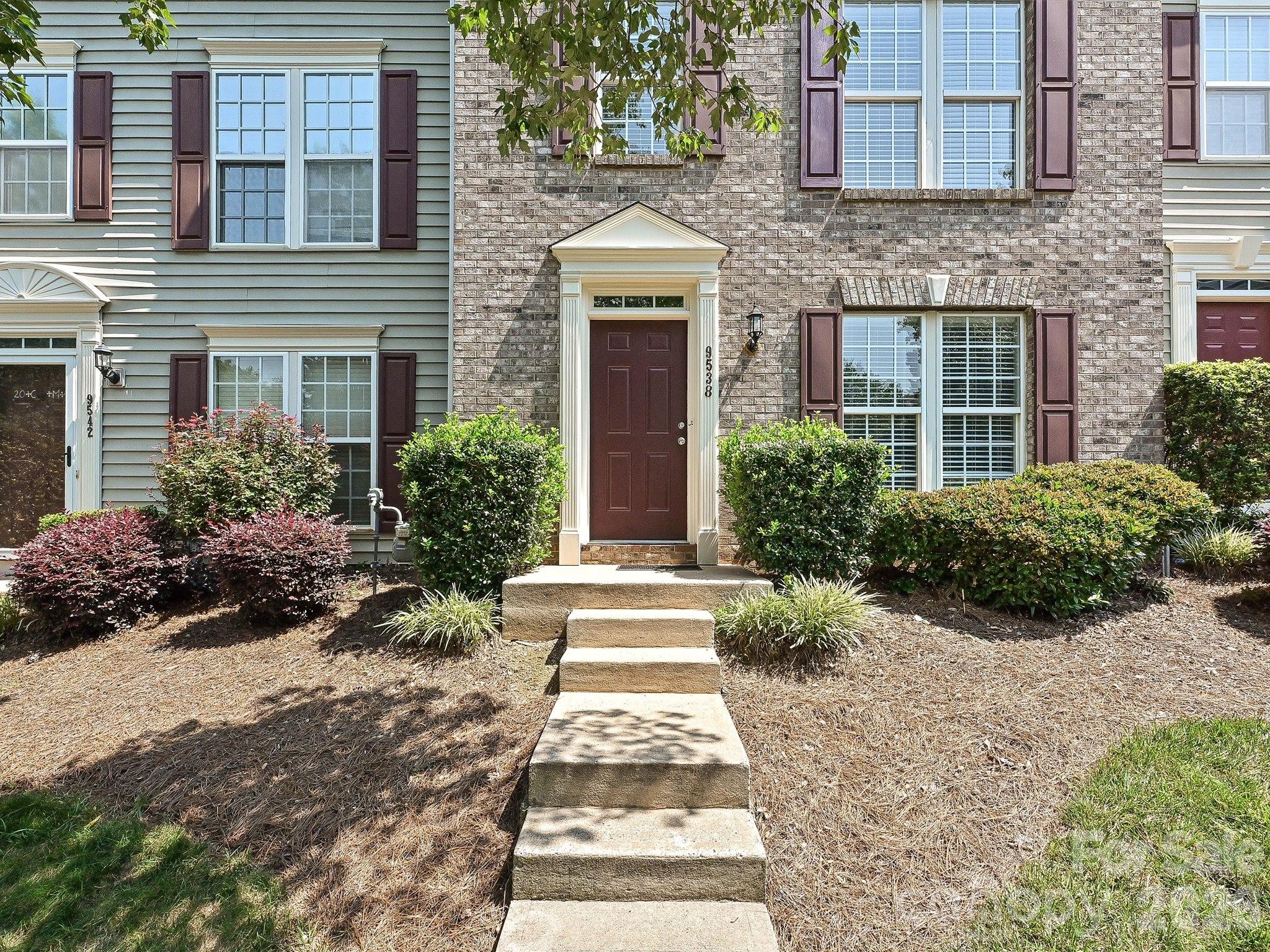 9538 Blossom Hill Drive — Huntersville