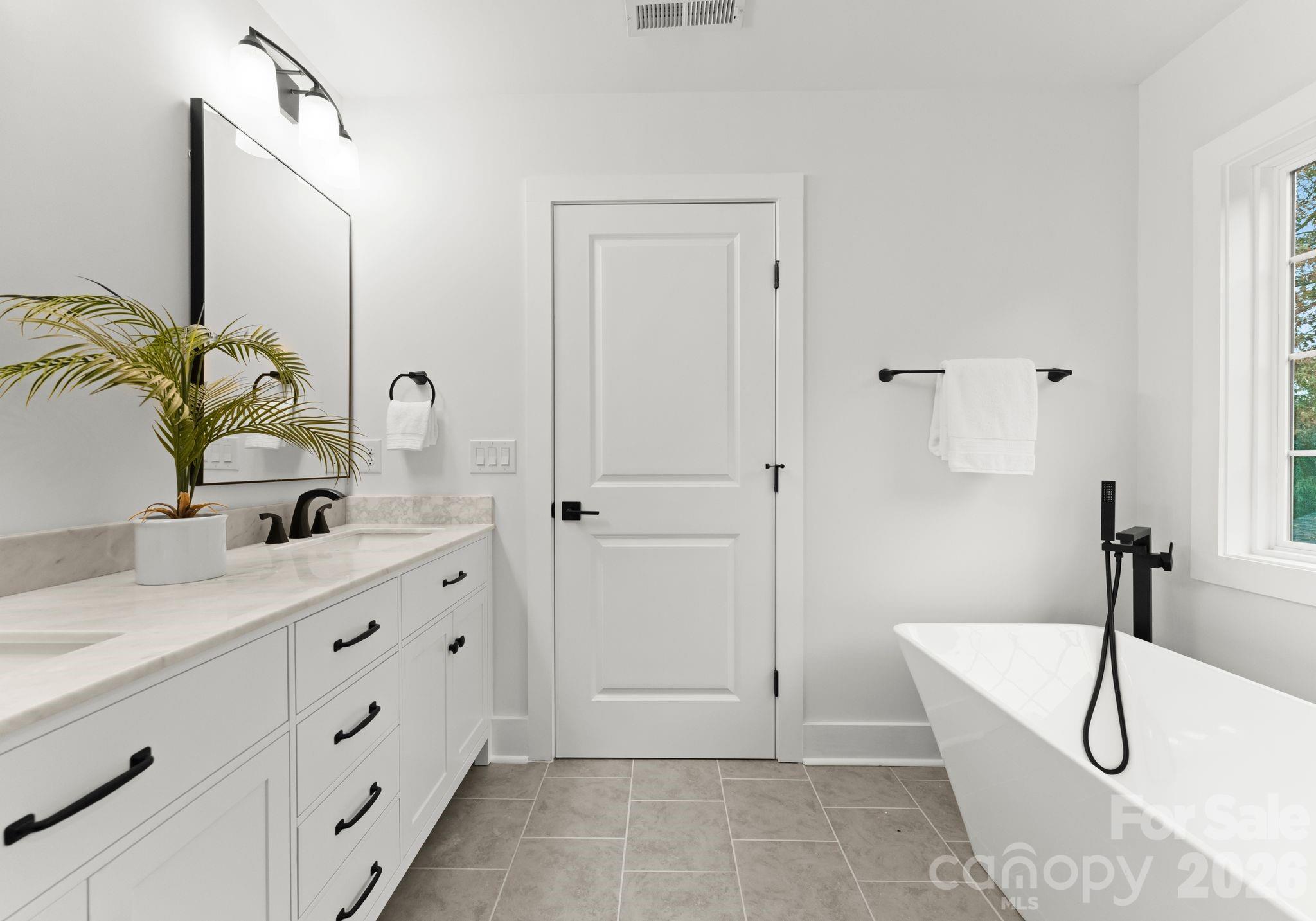 6923 Cascade Dream Court — Huntersville